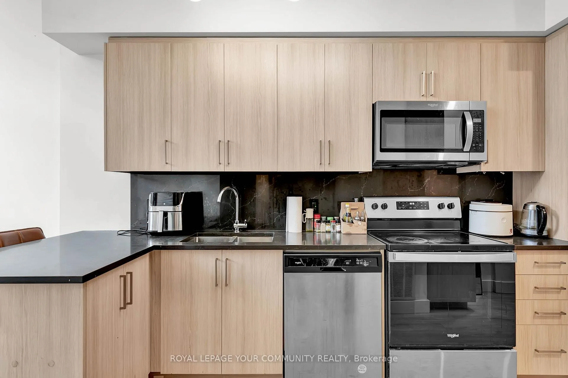 Photo 10 of Unit 202, 145 Columbia Street W, Waterloo, Downtown Waterloo — HOMEH