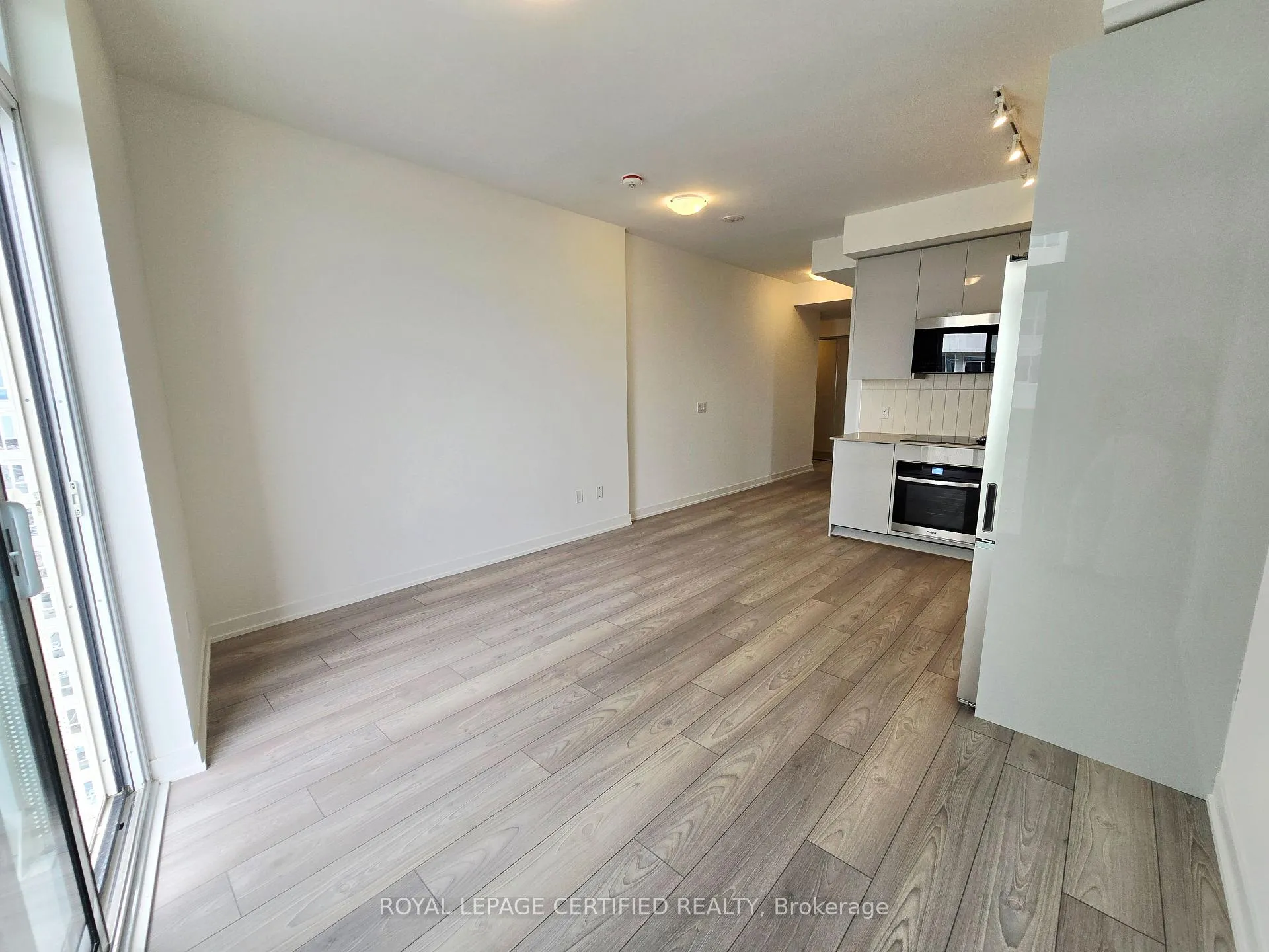 Photo 8 of Unit 2609, 10 Abeja Street, Vaughan, Concord — HOMEH