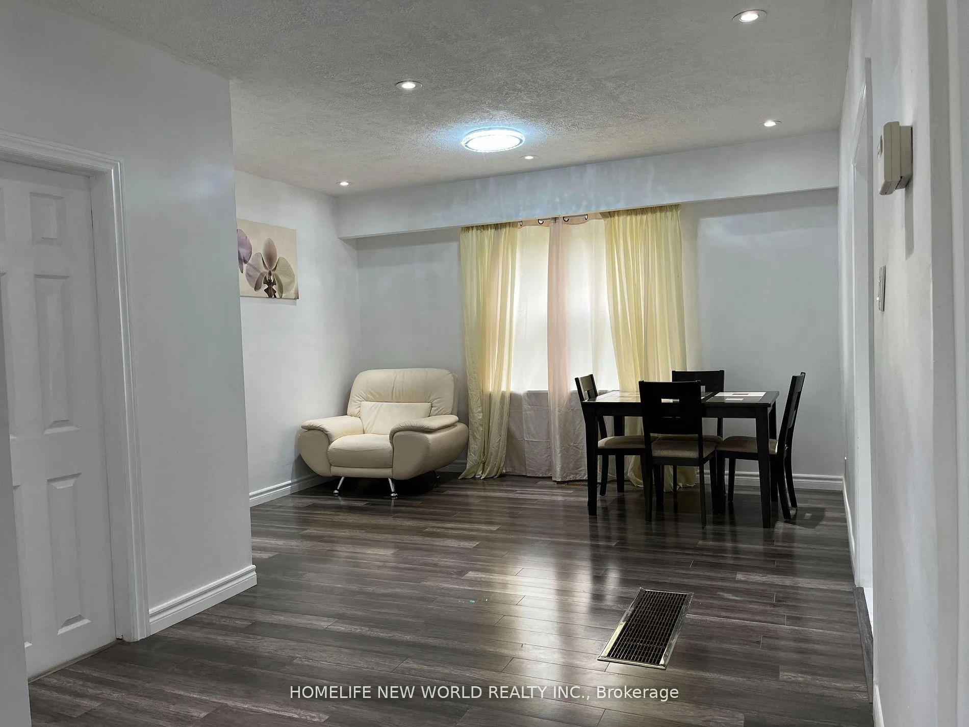 Photo 2 of 4549 14th Avenue, Markham, Milliken Mills East — HOMEH