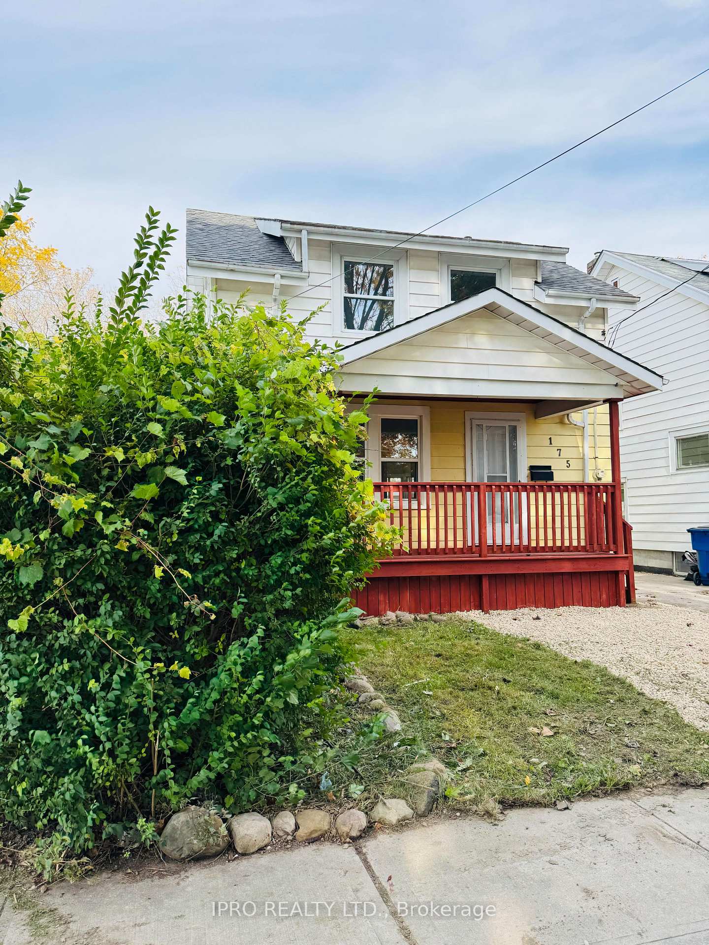 Photo 2 of 175 Edgar Street W, Chatham-Kent, Chatham — HOMEH