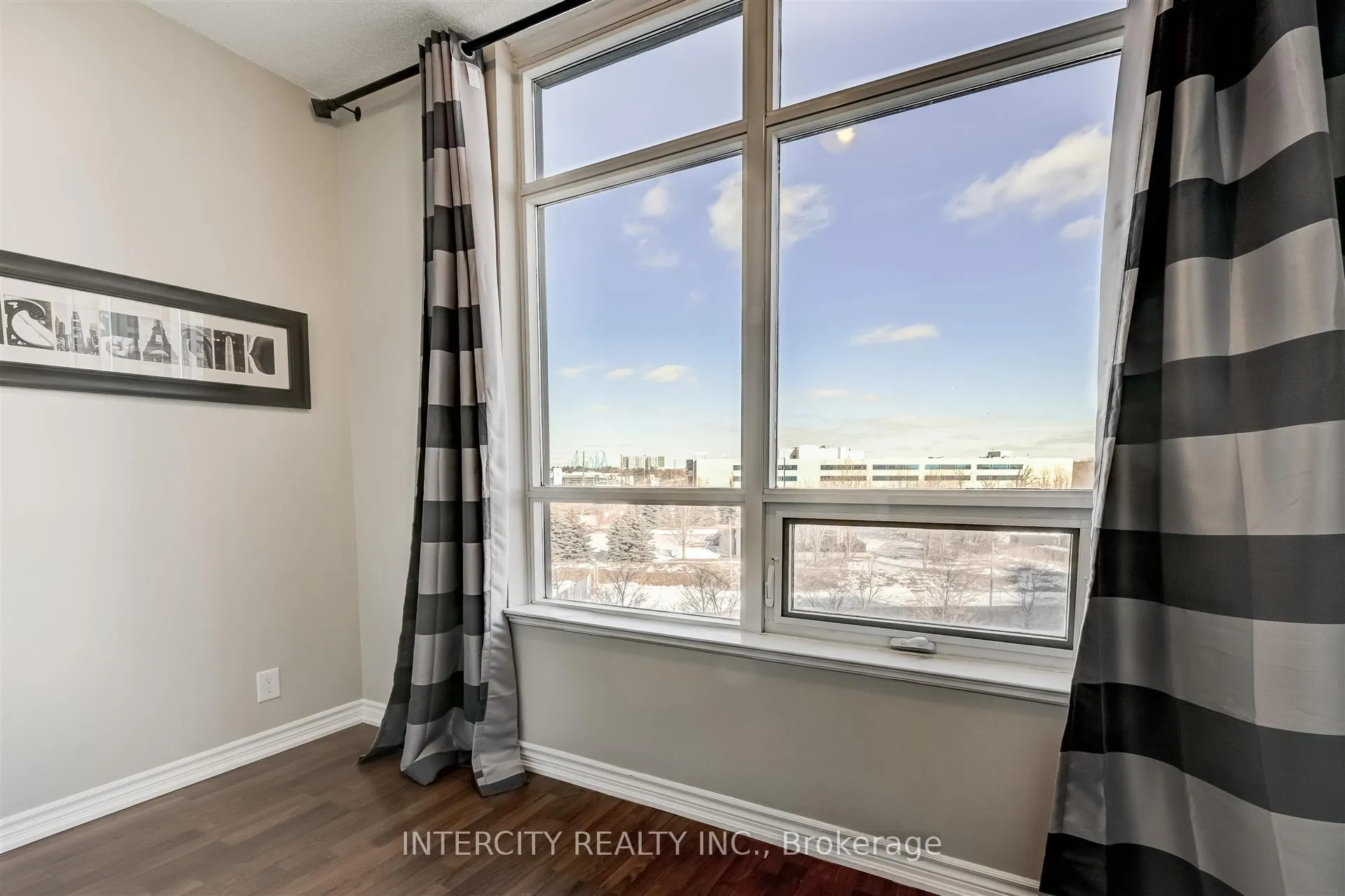 Photo 14 of Unit 516, 9235 Jane Street W, Vaughan, Maple — HOMEH