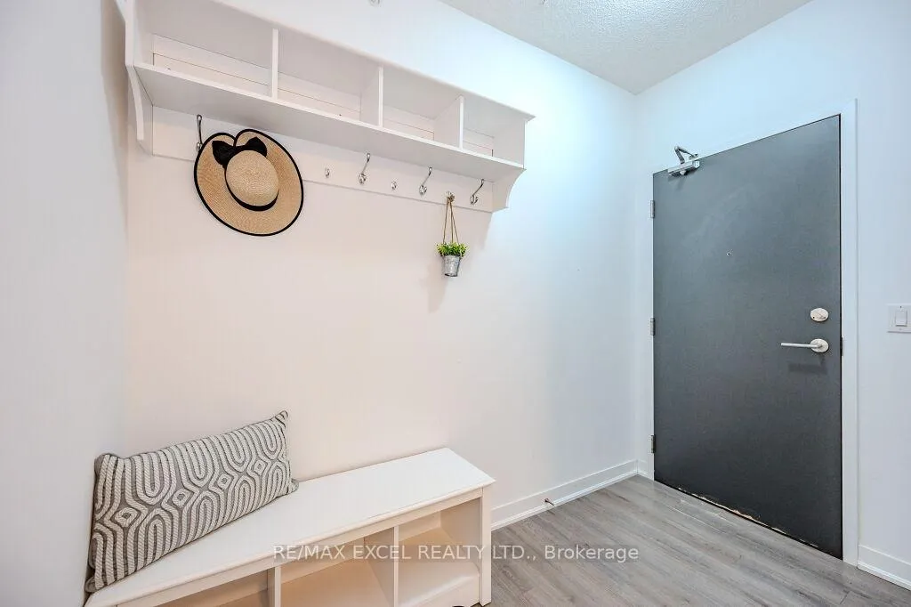 Photo 6 of Unit 710, 85 Duke Street W, Kitchener — HOMEH
