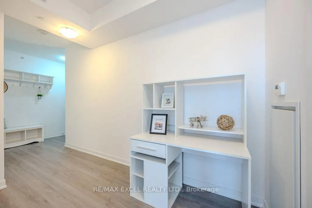 Photo 7 of Unit 710, 85 Duke Street W, Kitchener — HOMEH