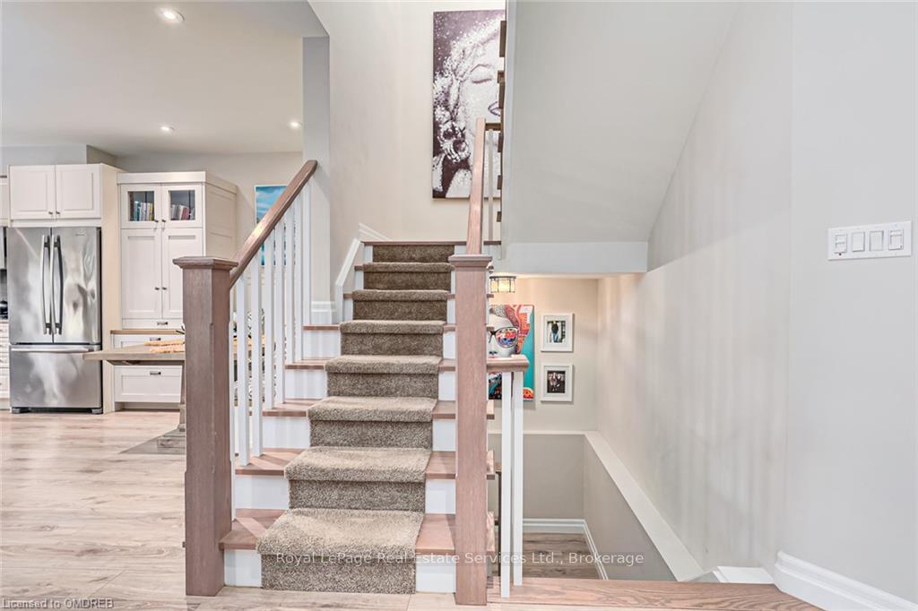 Photo 15 of 148 Yellow Birch Crescent, Blue Mountains — HOMEH