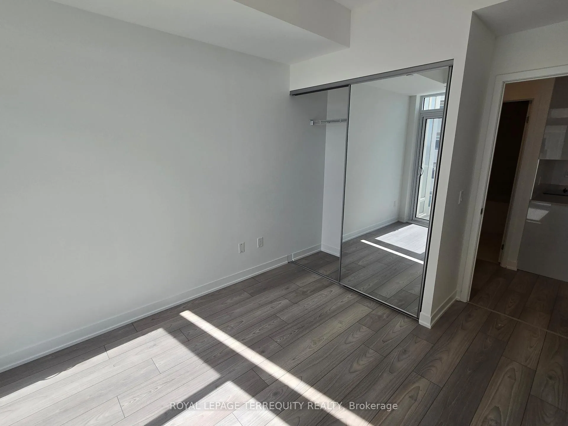 Photo 12 of Unit 2032, 498 Caldari Road, Vaughan, Concord — HOMEH