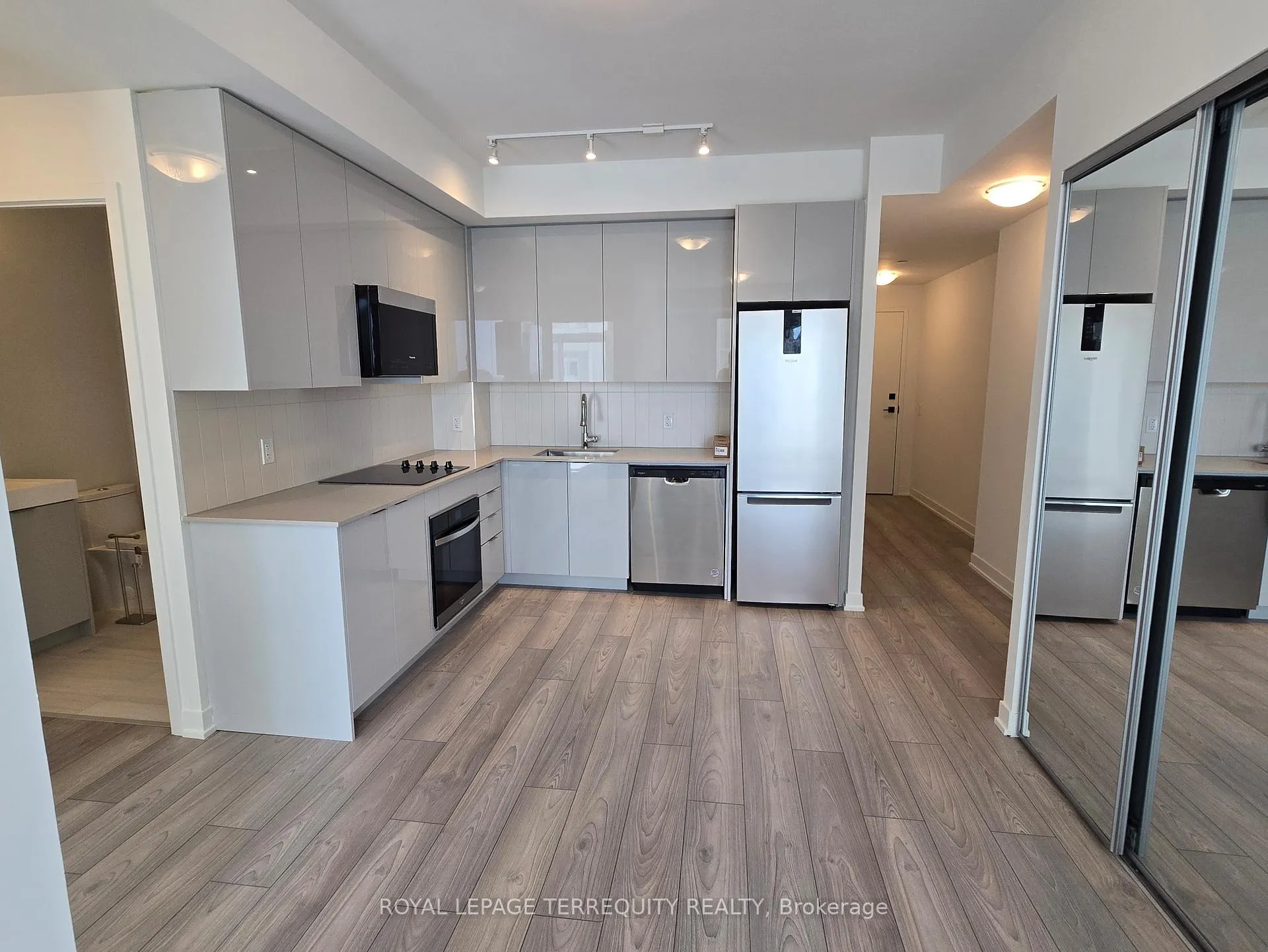Photo 18 of Unit 2032, 498 Caldari Road, Vaughan, Concord — HOMEH