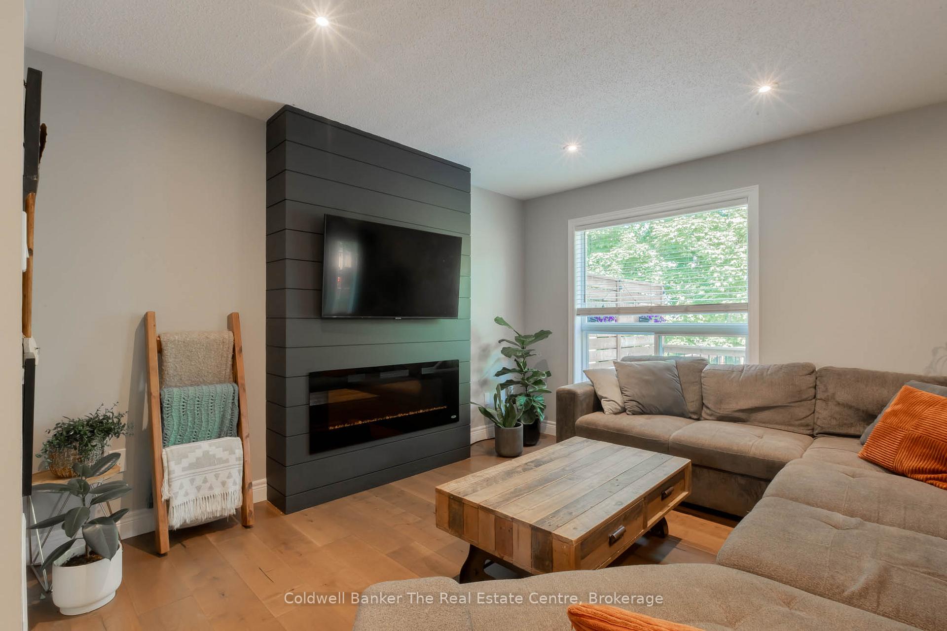 Photo 14 of 360 Wild Rose Drive, Gravenhurst, Muskoka (S) — HOMEH