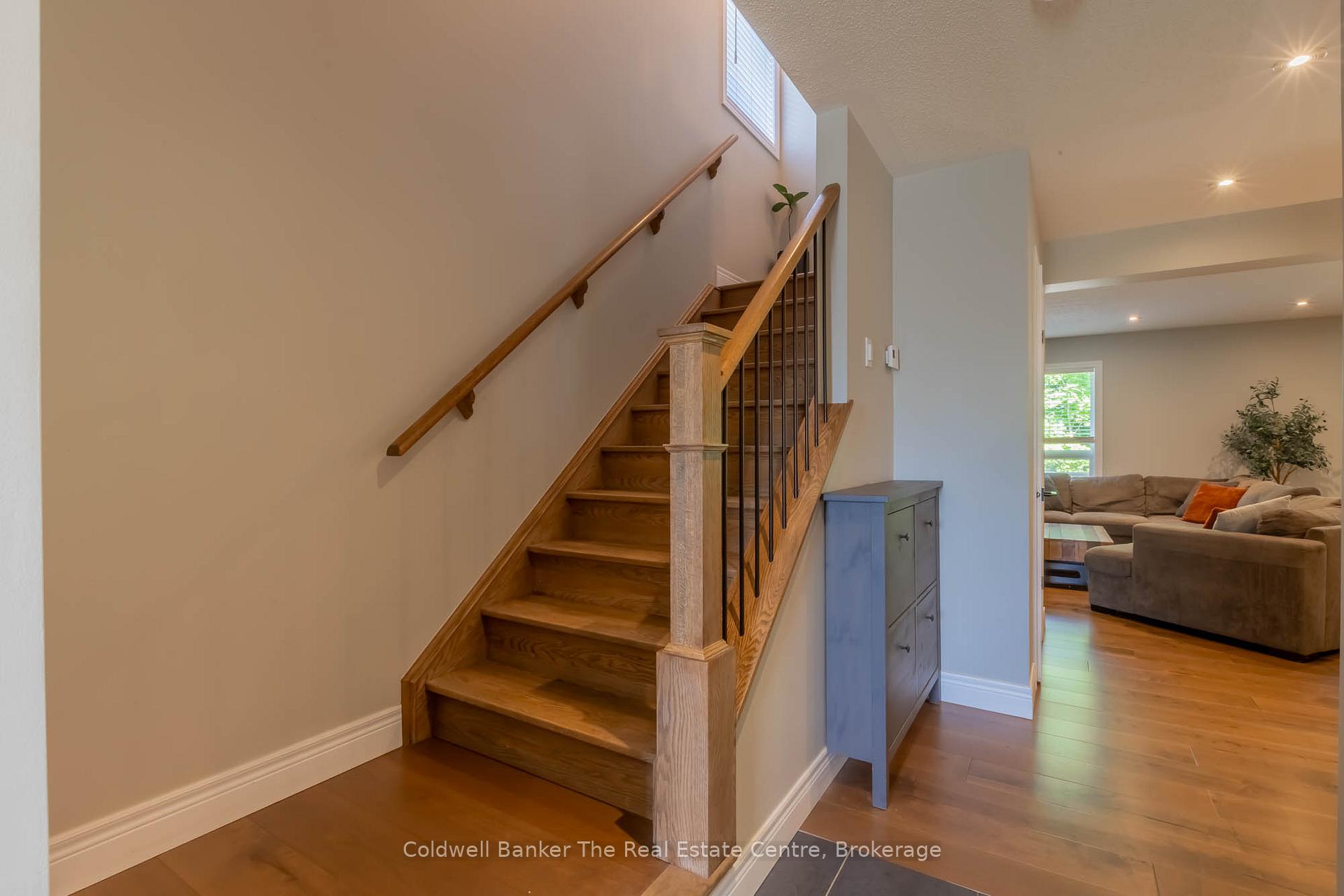 Photo 16 of 360 Wild Rose Drive, Gravenhurst, Muskoka (S) — HOMEH