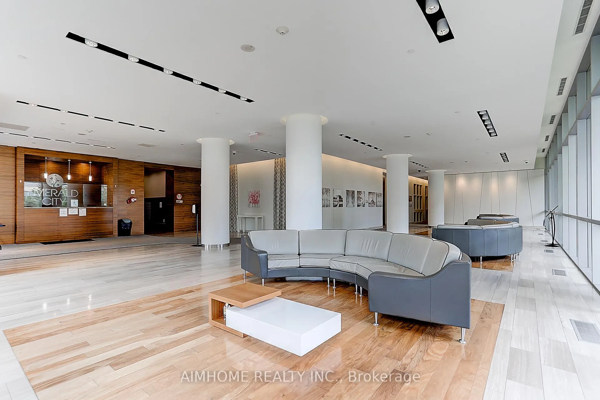 Photo 4 of Unit 2706, 66 Forest Manor Road, North York, Henry Farm — HOMEH
