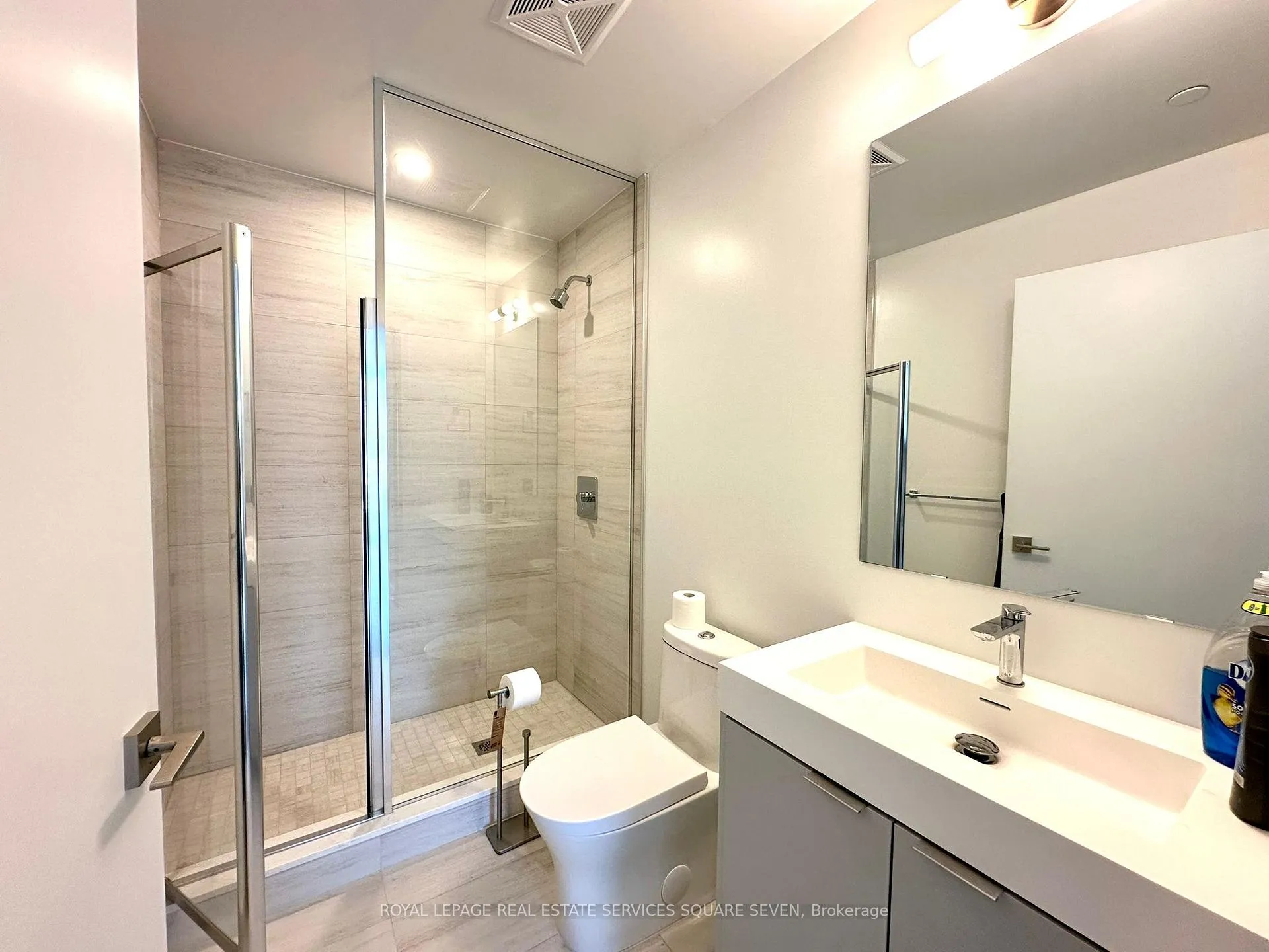 Photo 15 of Unit 427, 10 Abeja Street, Vaughan, Concord — HOMEH