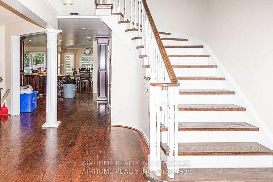 Photo 6 of 178 Westhampton Drive, Vaughan, Brownridge — HOMEH