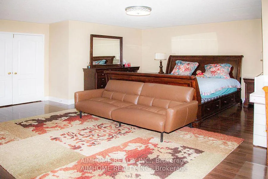 Photo 18 of 178 Westhampton Drive, Vaughan, Brownridge — HOMEH