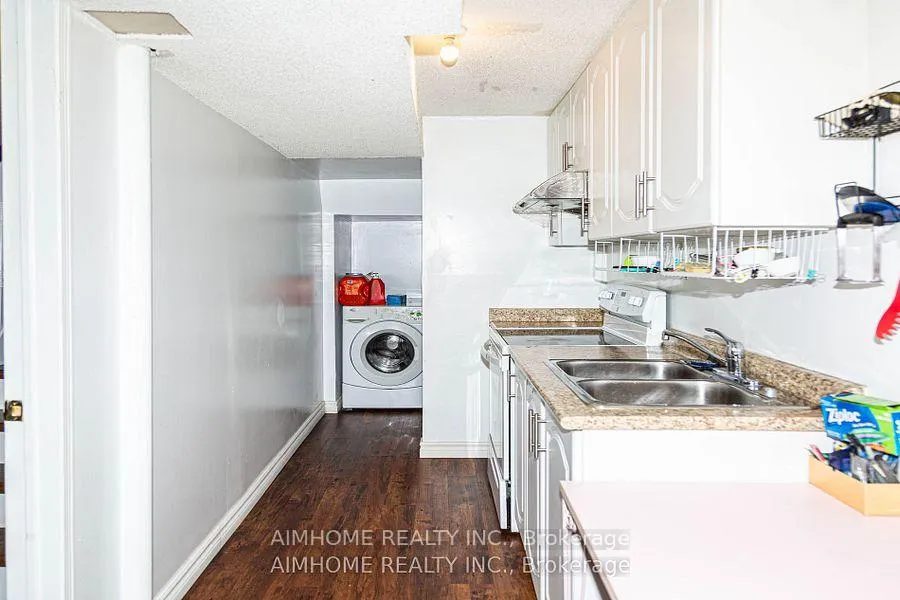 Photo 28 of 178 Westhampton Drive, Vaughan, Brownridge — HOMEH
