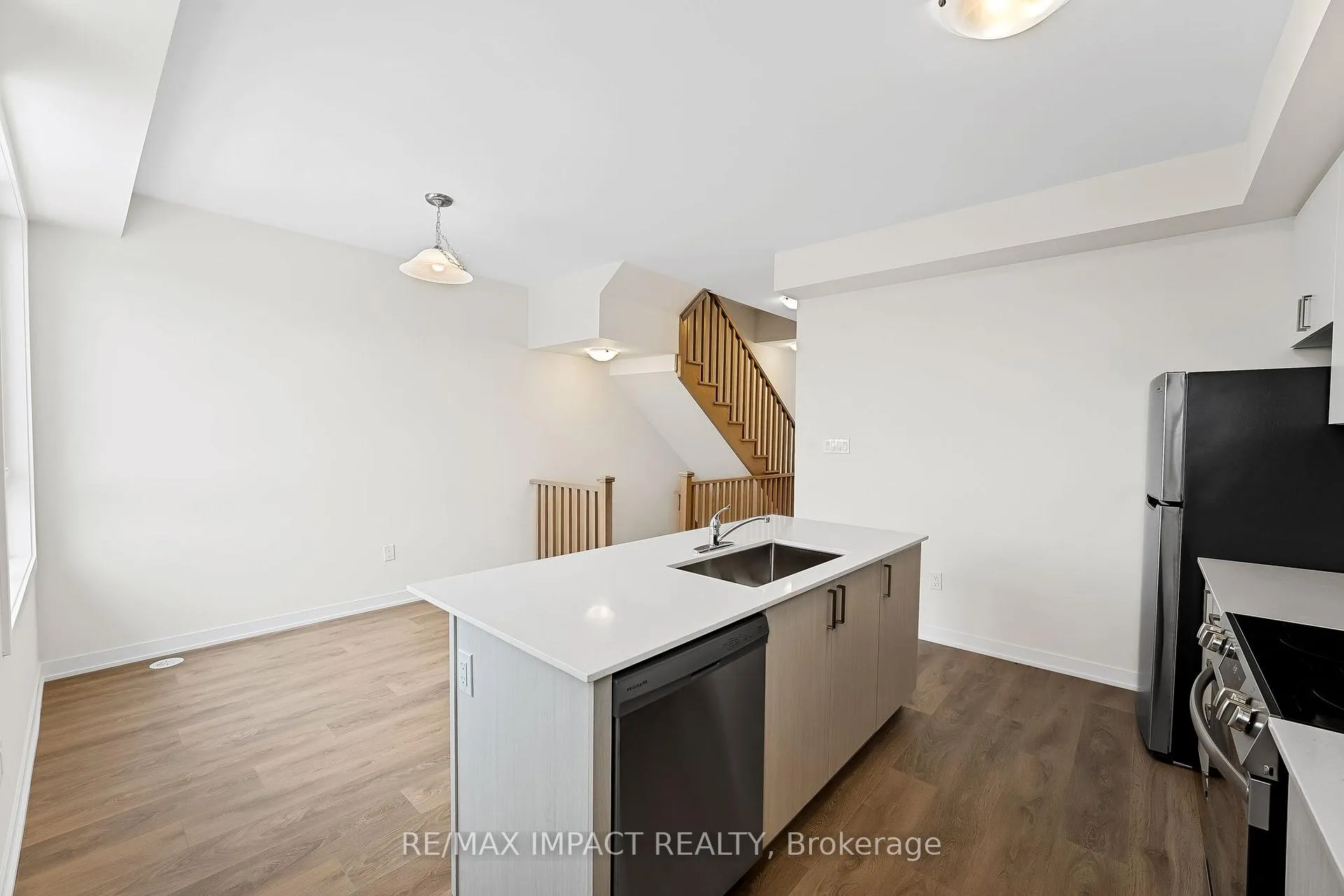 Photo 14 of Unit 1106, 1856 Notion Road, Pickering, Rural Pickering — HOMEH