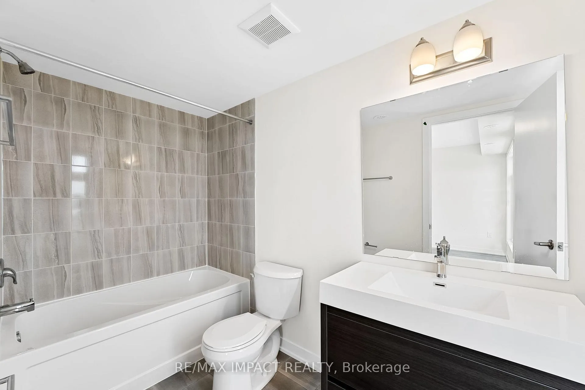 Photo 25 of Unit 1106, 1856 Notion Road, Pickering, Rural Pickering — HOMEH