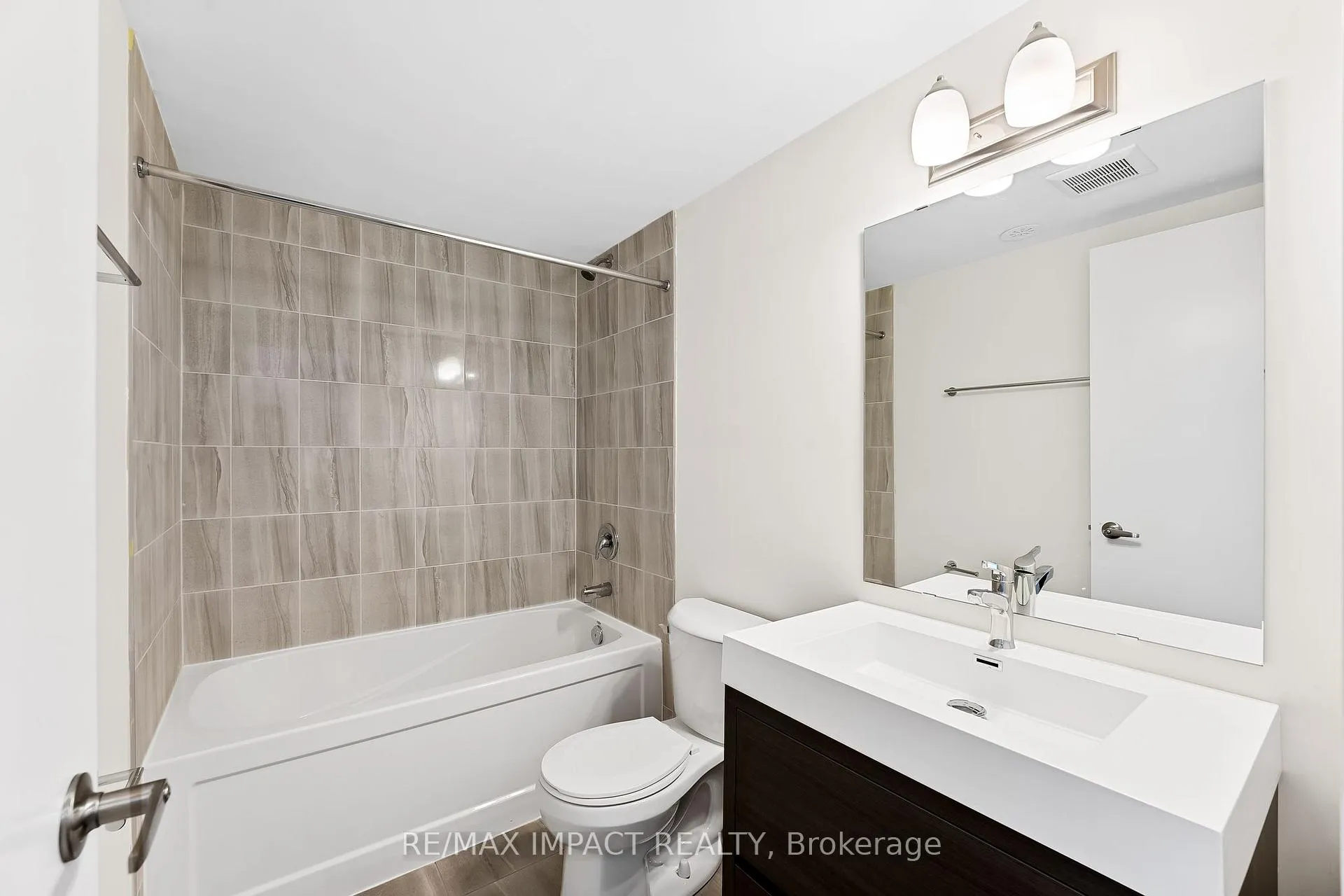 Photo 31 of Unit 1106, 1856 Notion Road, Pickering, Rural Pickering — HOMEH