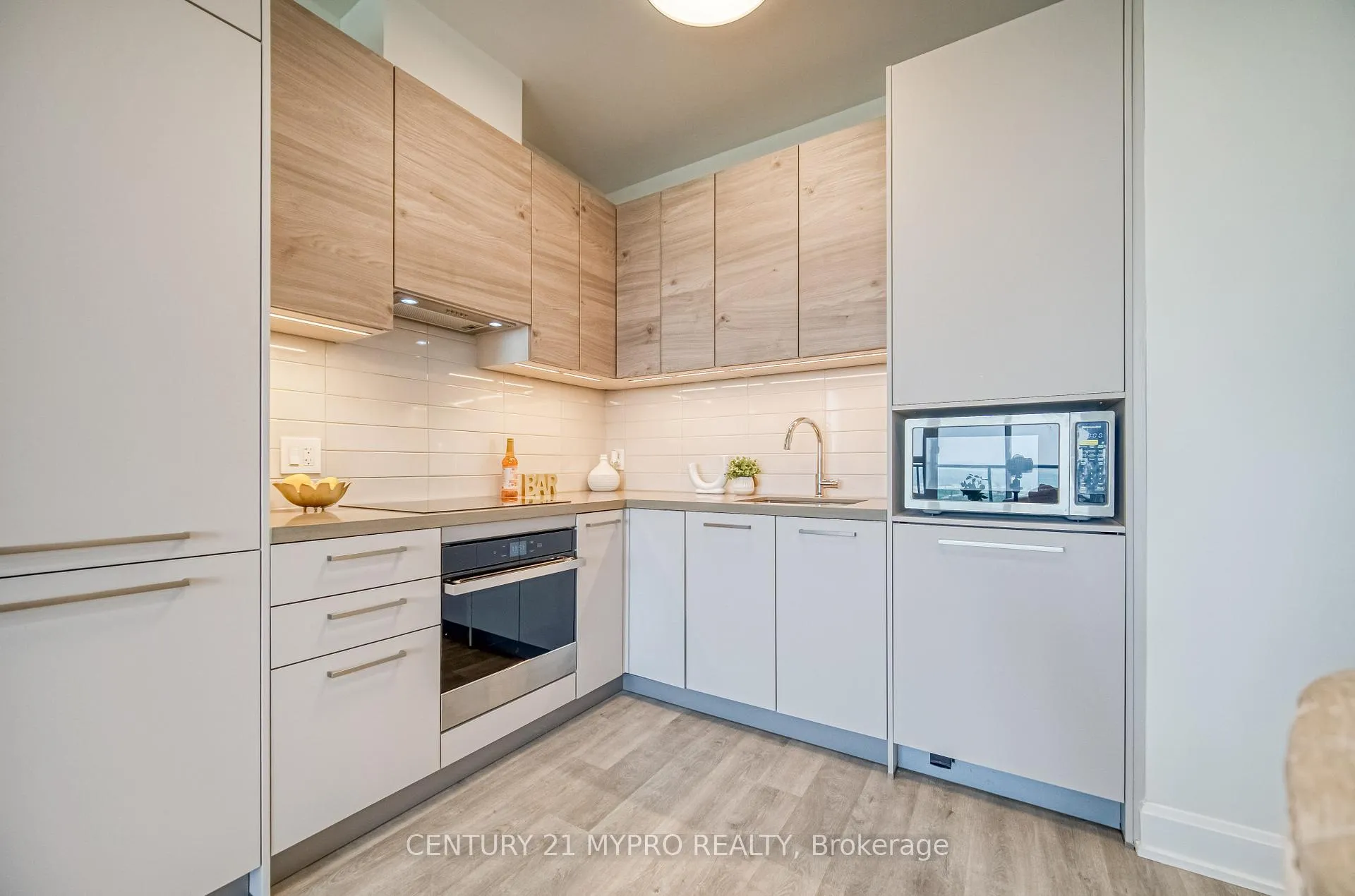 Photo 8 of Unit 2811, 12 Gandhi Lane, Markham, Commerce Valley — HOMEH