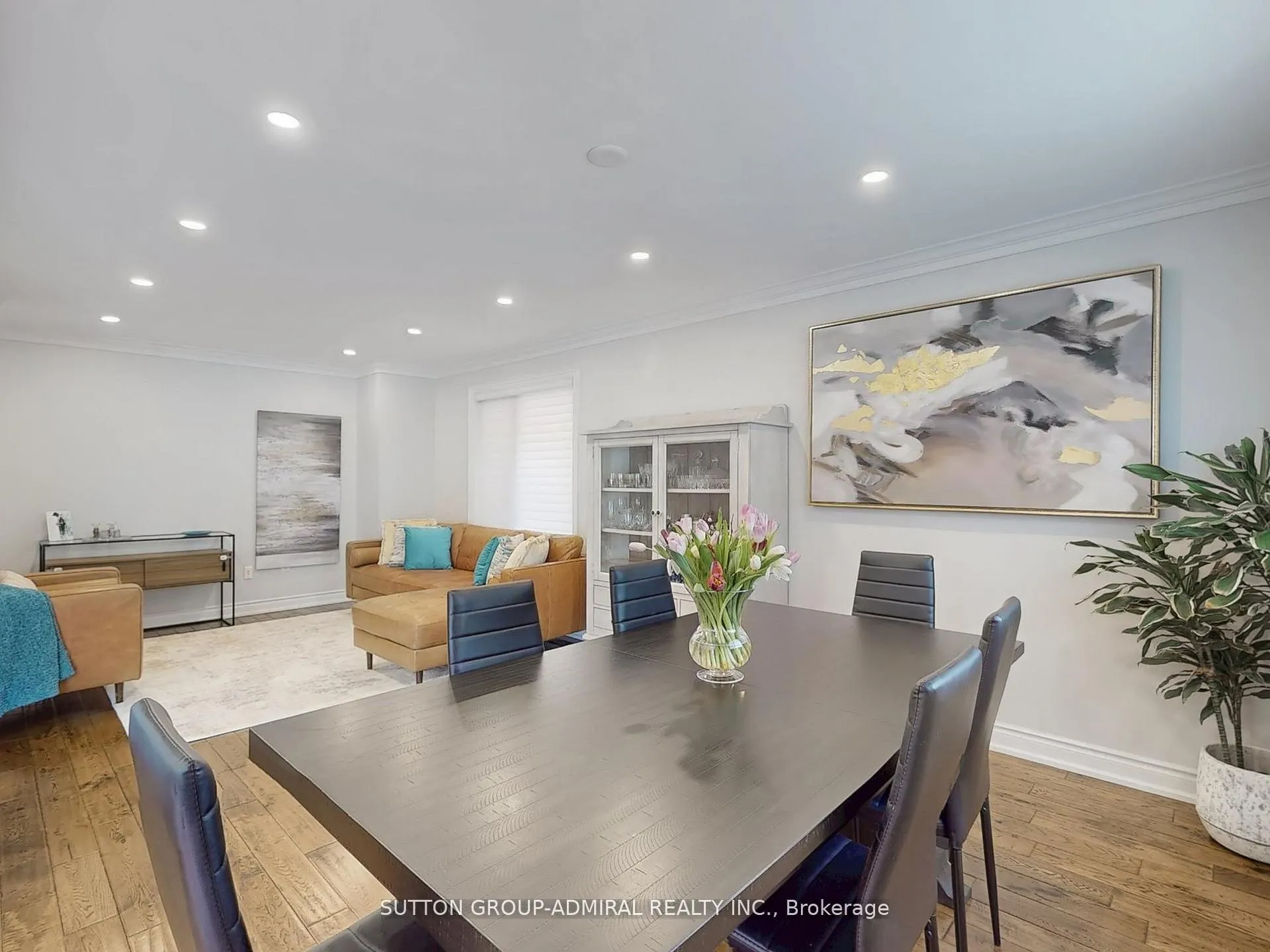 Photo 8 of 101 Glen Crescent, Vaughan, Uplands — HOMEH