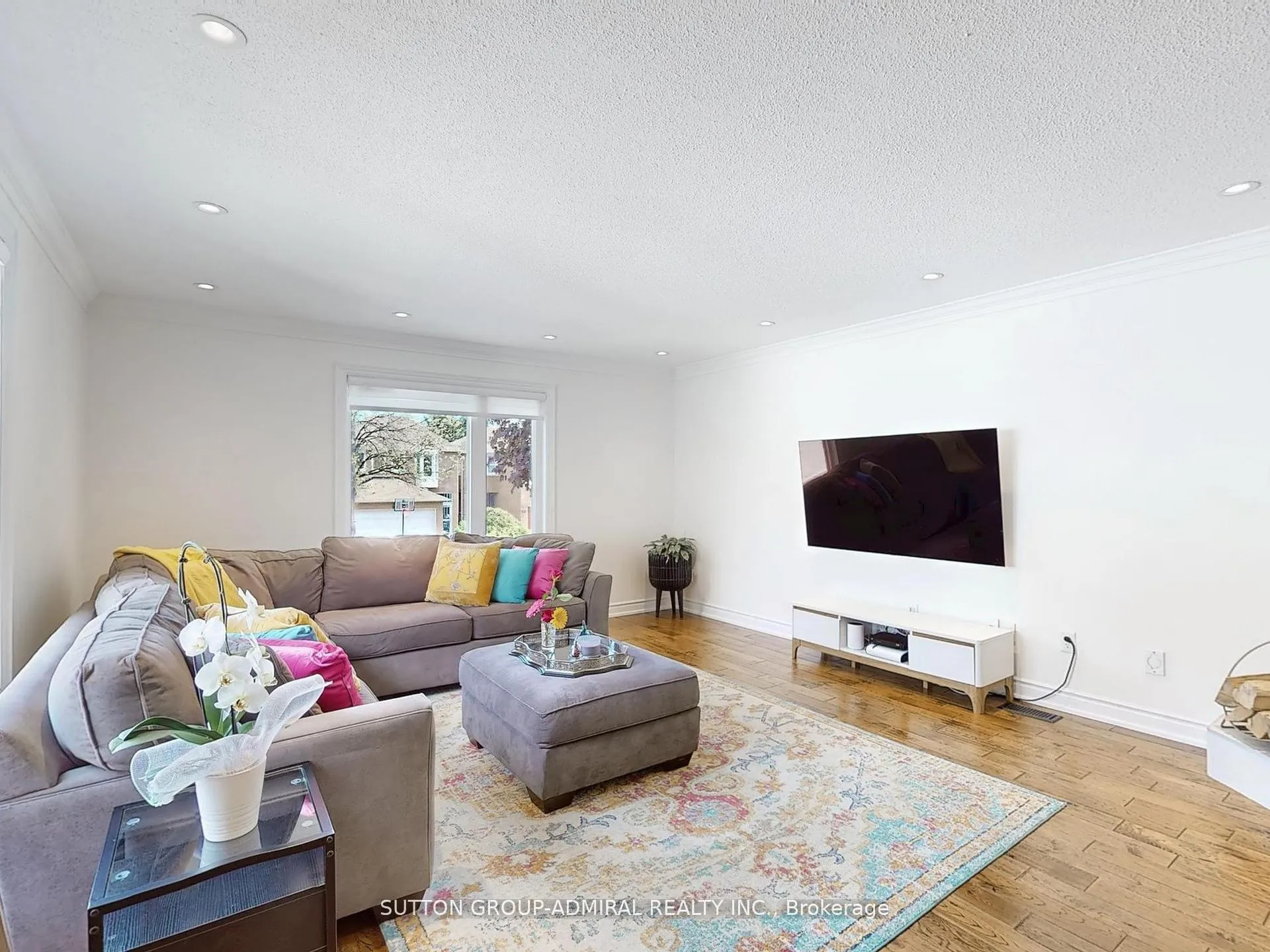Photo 18 of 101 Glen Crescent, Vaughan, Uplands — HOMEH