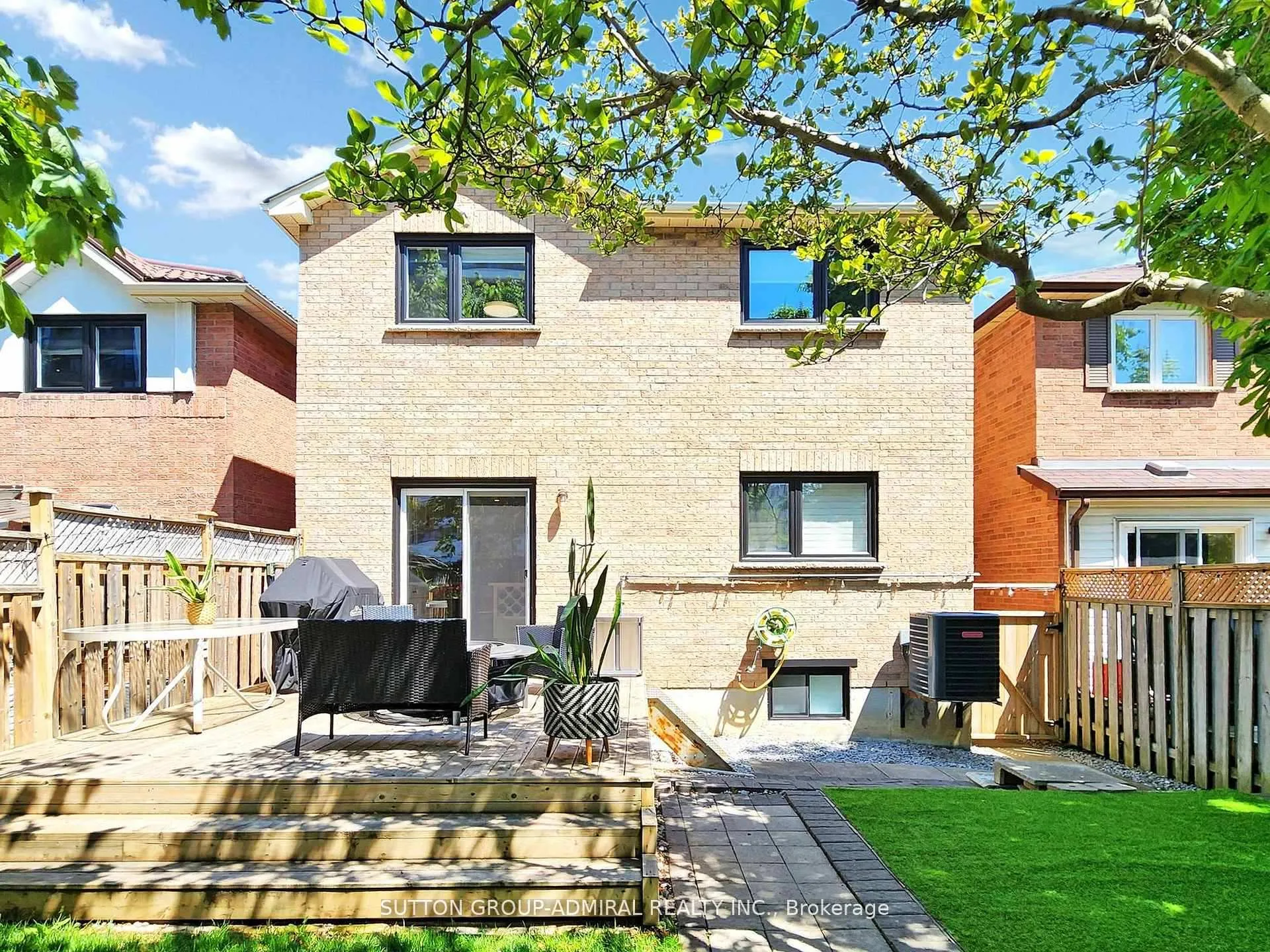 Photo 35 of 101 Glen Crescent, Vaughan, Uplands — HOMEH