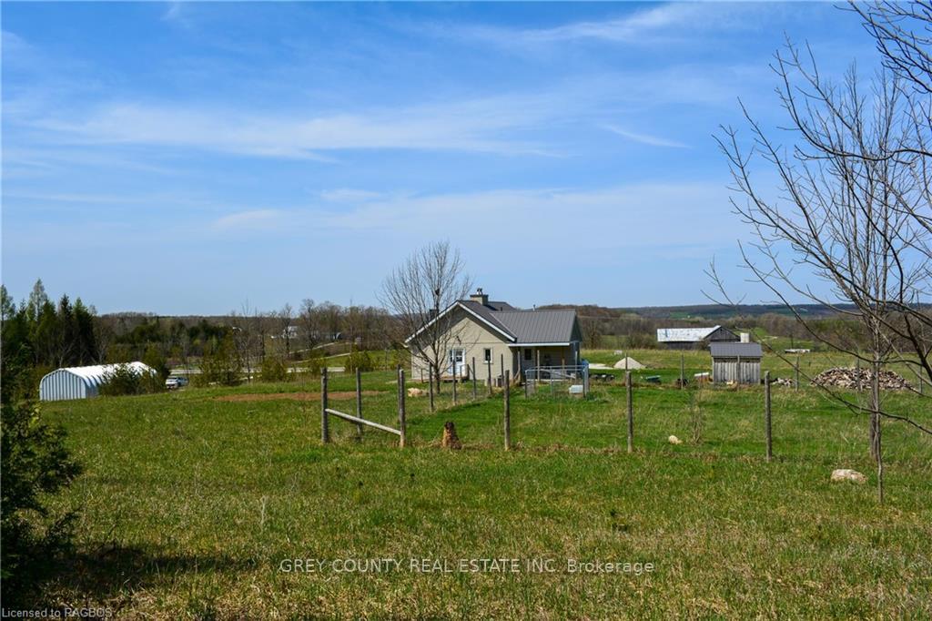 Photo 37 of 316591 6, Chatsworth — HOMEH