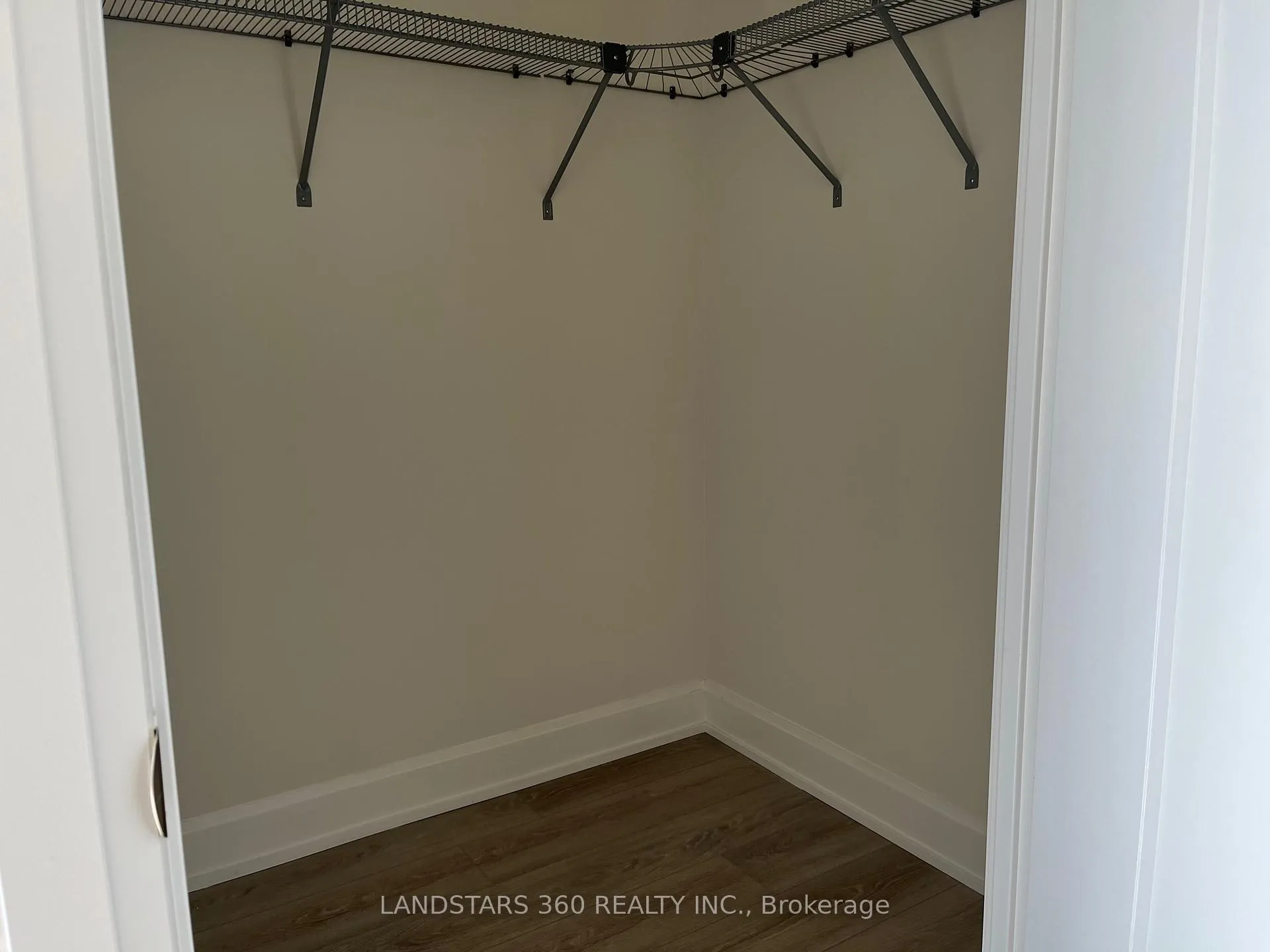Photo 10 of Unit 2902, 8 Water Walk Drive, Markham, Unionville — HOMEH