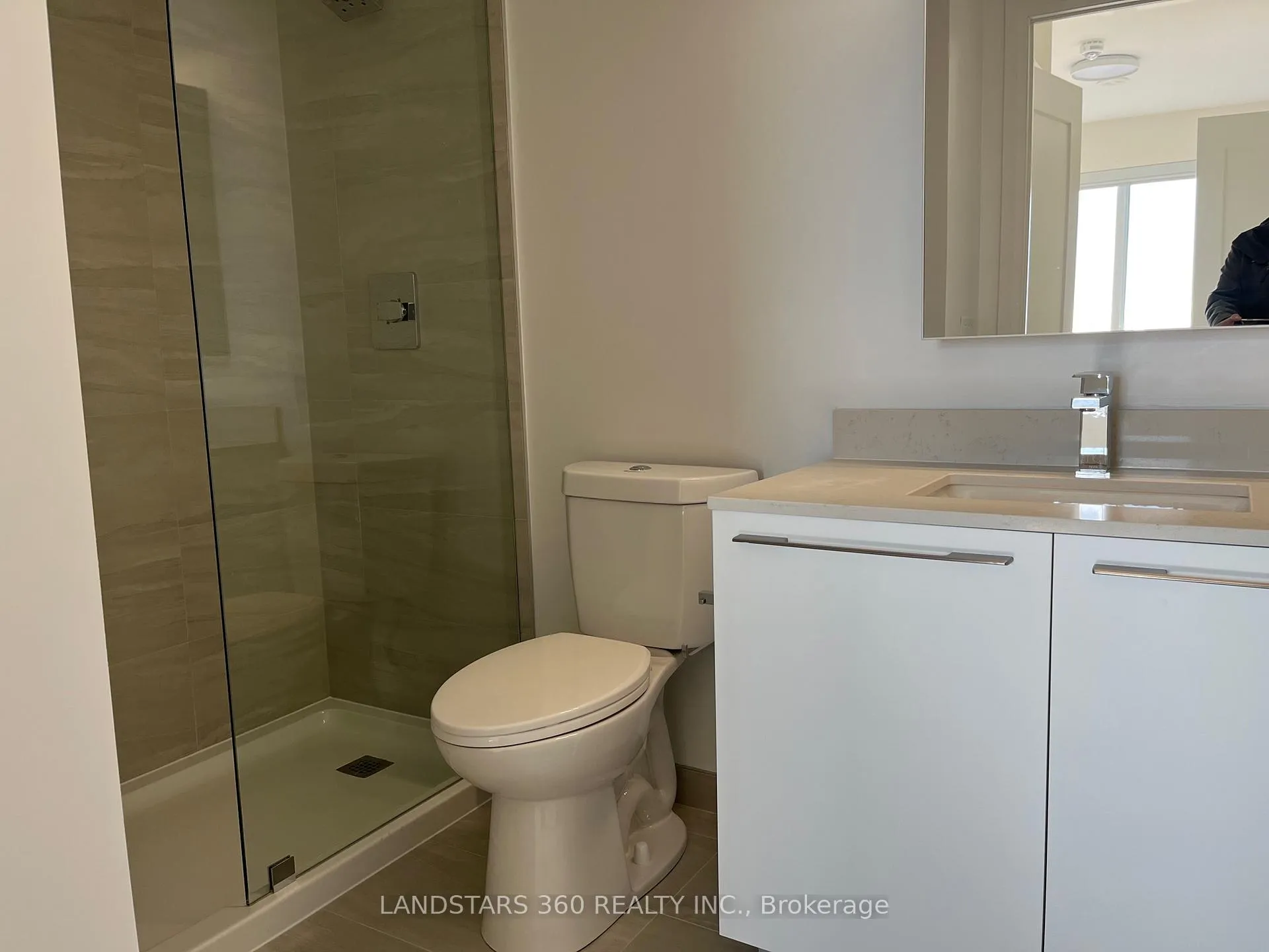 Photo 12 of Unit 2902, 8 Water Walk Drive, Markham, Unionville — HOMEH