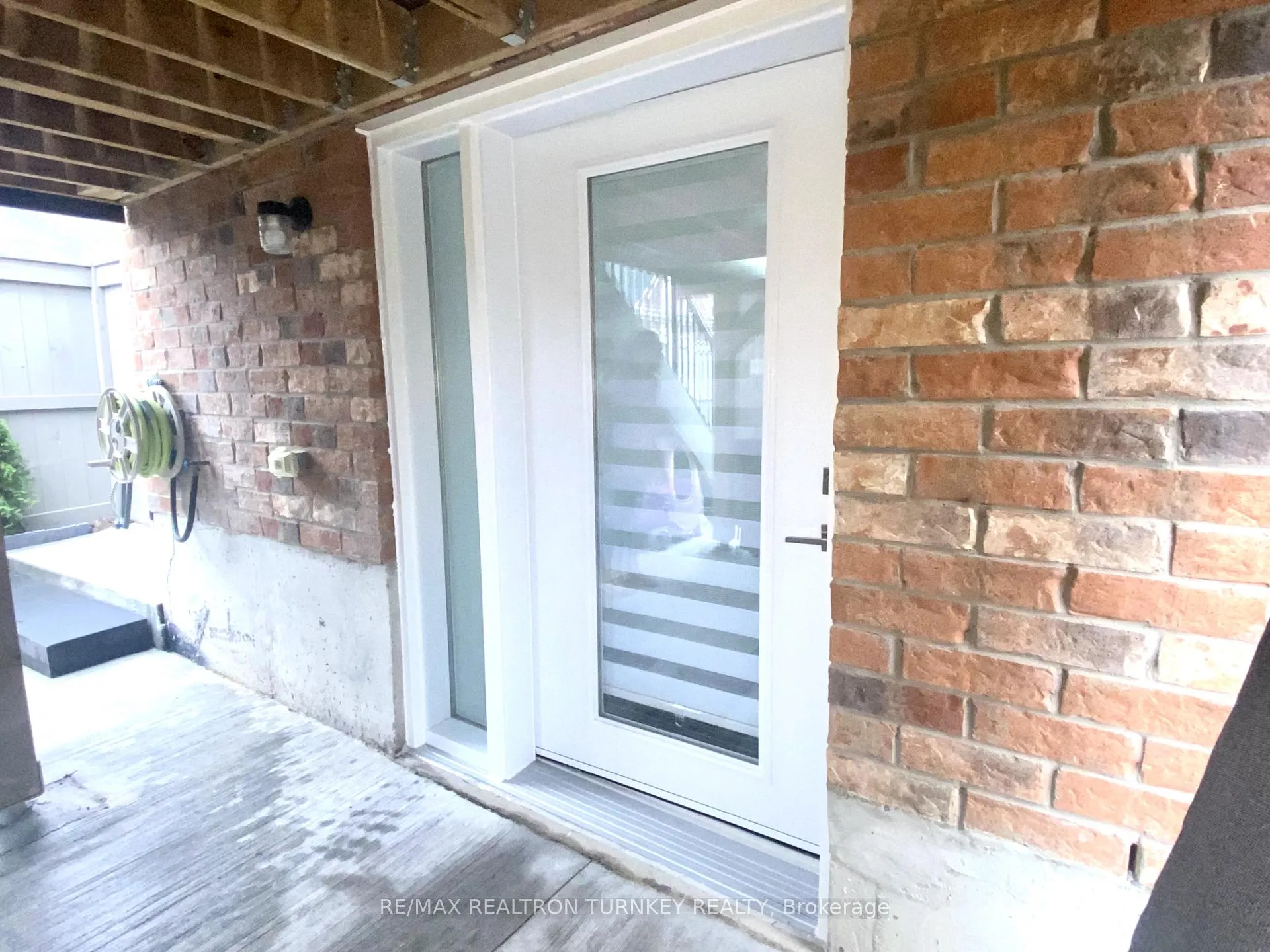 Photo 3 of Unit Lower, 20 Gilroy Court E, New Tecumseth, Alliston — HOMEH