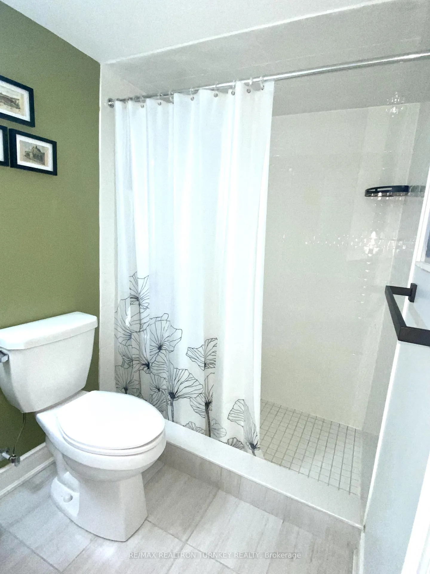 Photo 32 of Unit Lower, 20 Gilroy Court E, New Tecumseth, Alliston — HOMEH
