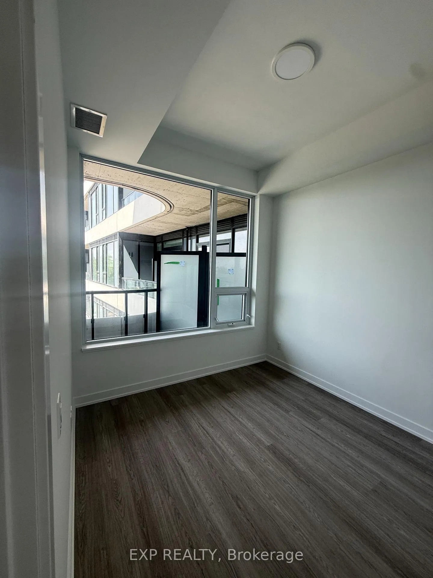 Photo 14 of Unit 535, 8188 Yonge St, Vaughan, Uplands — HOMEH