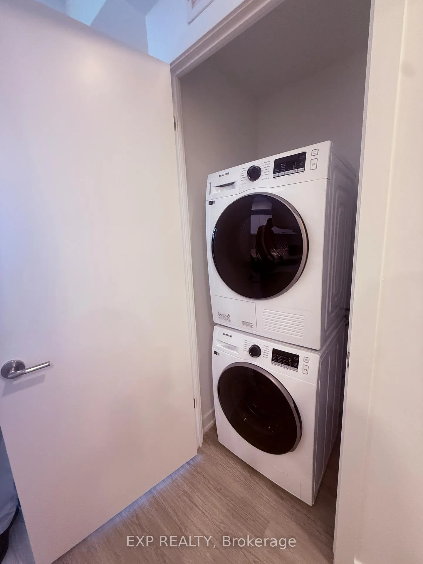 Photo 16 of Unit 535, 8188 Yonge St, Vaughan, Uplands — HOMEH