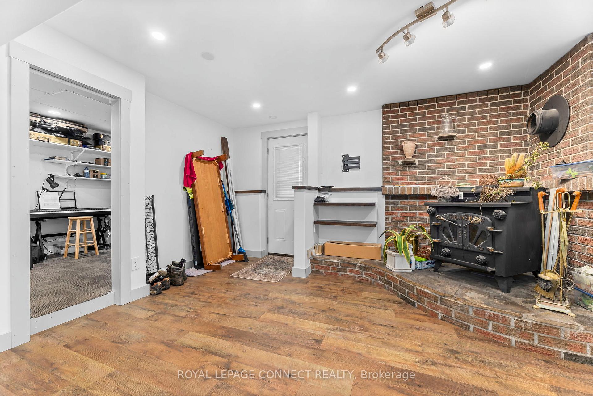 Photo 22 of 35 Lawson Road, Clarington, Courtice — HOMEH