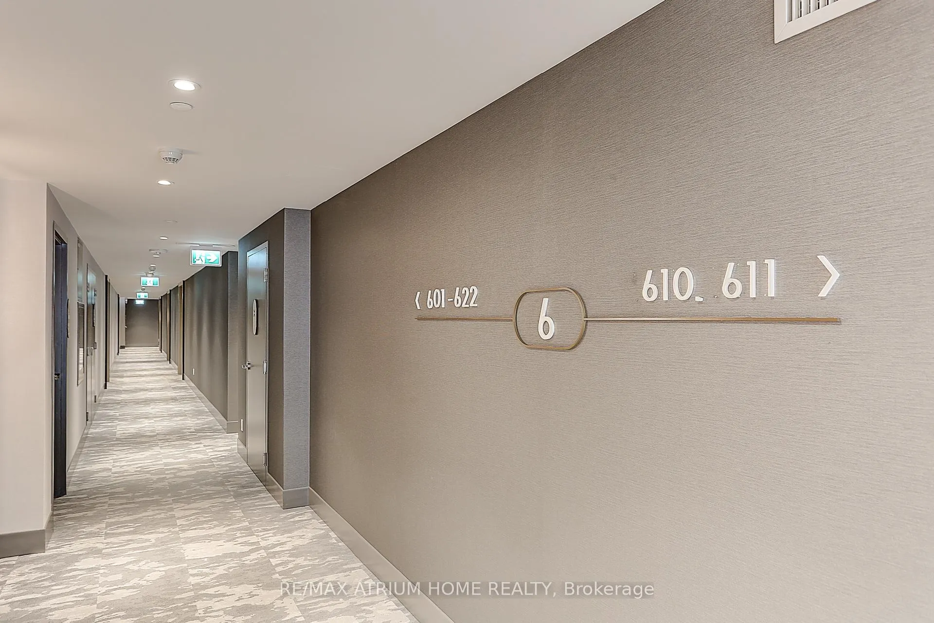 Photo 4 of Unit 608, 118 Merchants' Wharf S, Toronto, Waterfront Communities — HOMEH