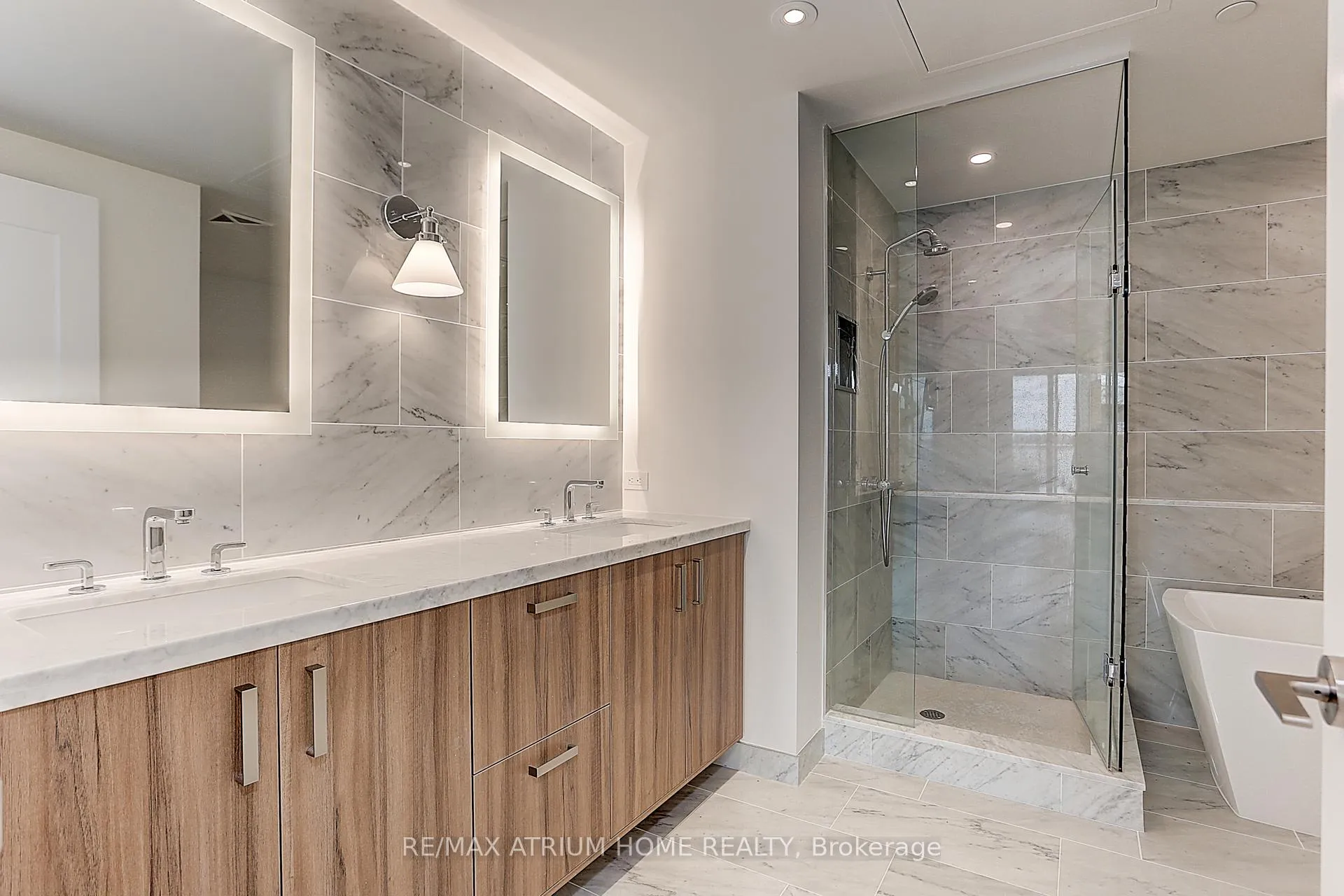 Photo 25 of Unit 608, 118 Merchants' Wharf S, Toronto, Waterfront Communities — HOMEH