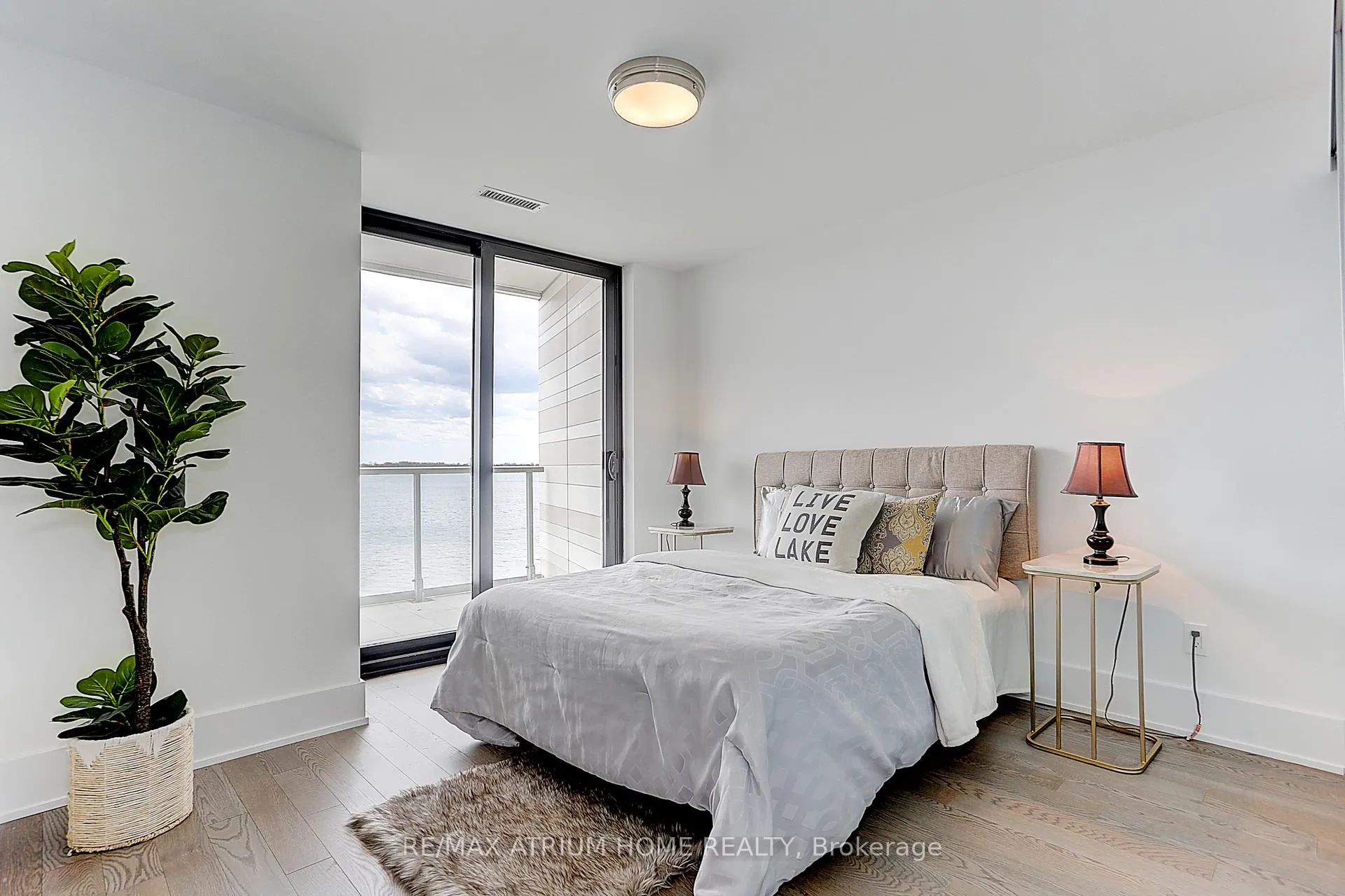 Photo 27 of Unit 608, 118 Merchants' Wharf S, Toronto, Waterfront Communities — HOMEH