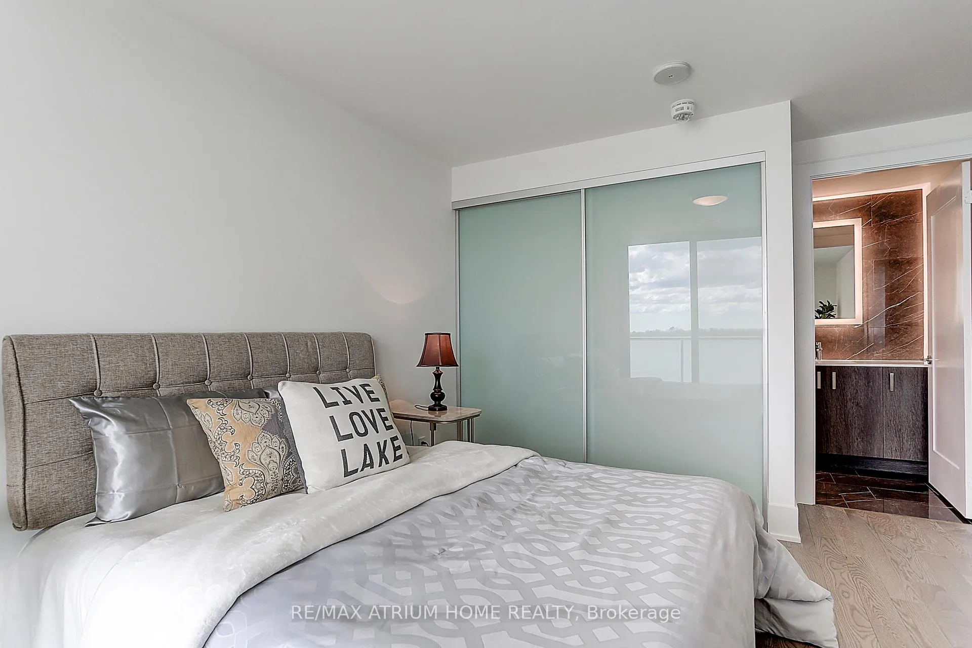 Photo 30 of Unit 608, 118 Merchants' Wharf S, Toronto, Waterfront Communities — HOMEH