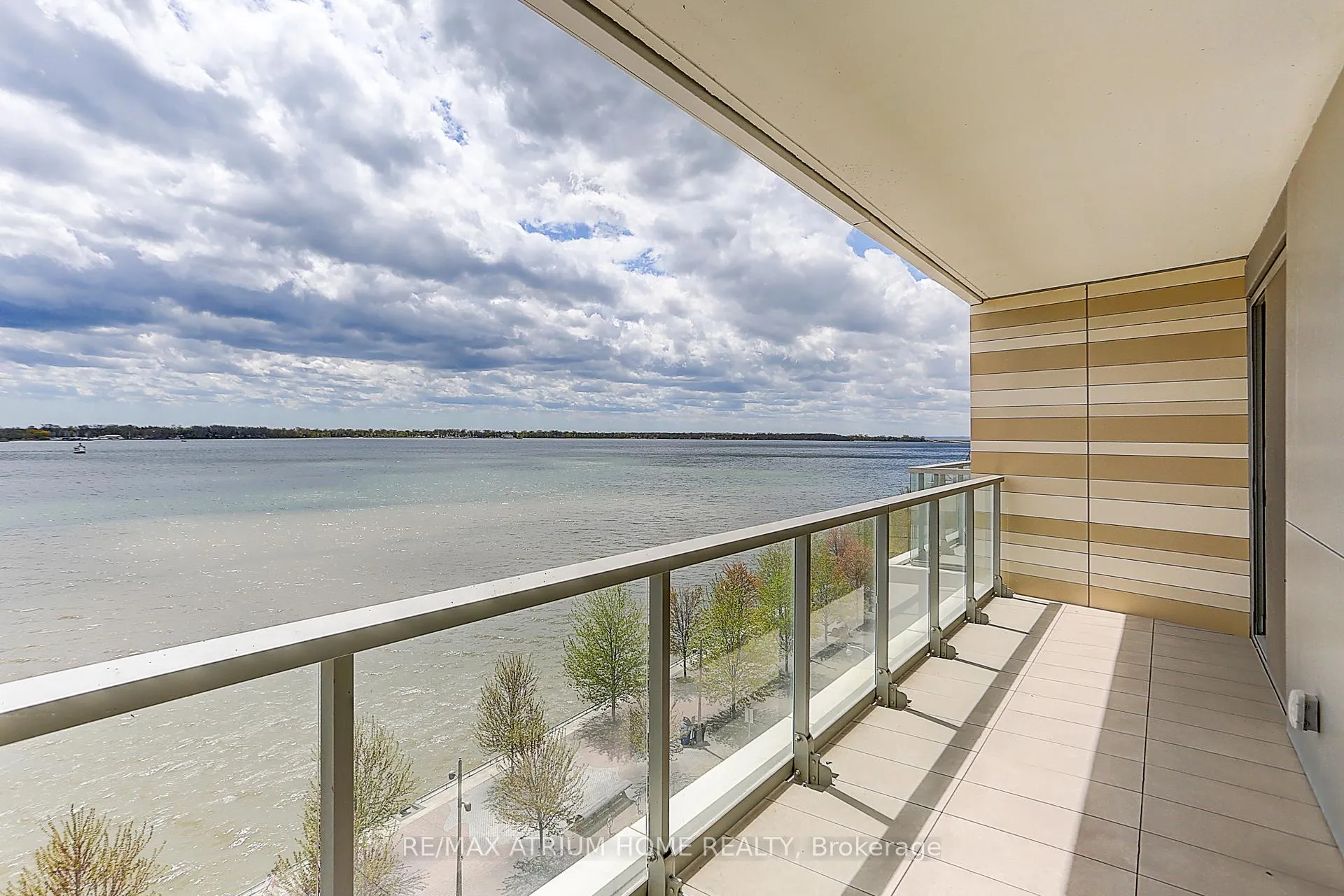 Photo 35 of Unit 608, 118 Merchants' Wharf S, Toronto, Waterfront Communities — HOMEH