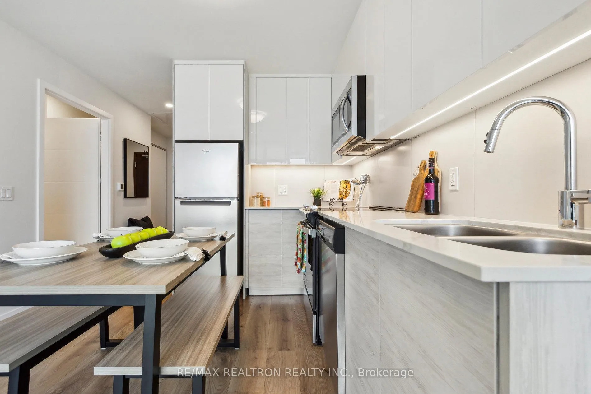 Photo 16 of Unit 2903, 60 Frederick Street, Kitchener — HOMEH