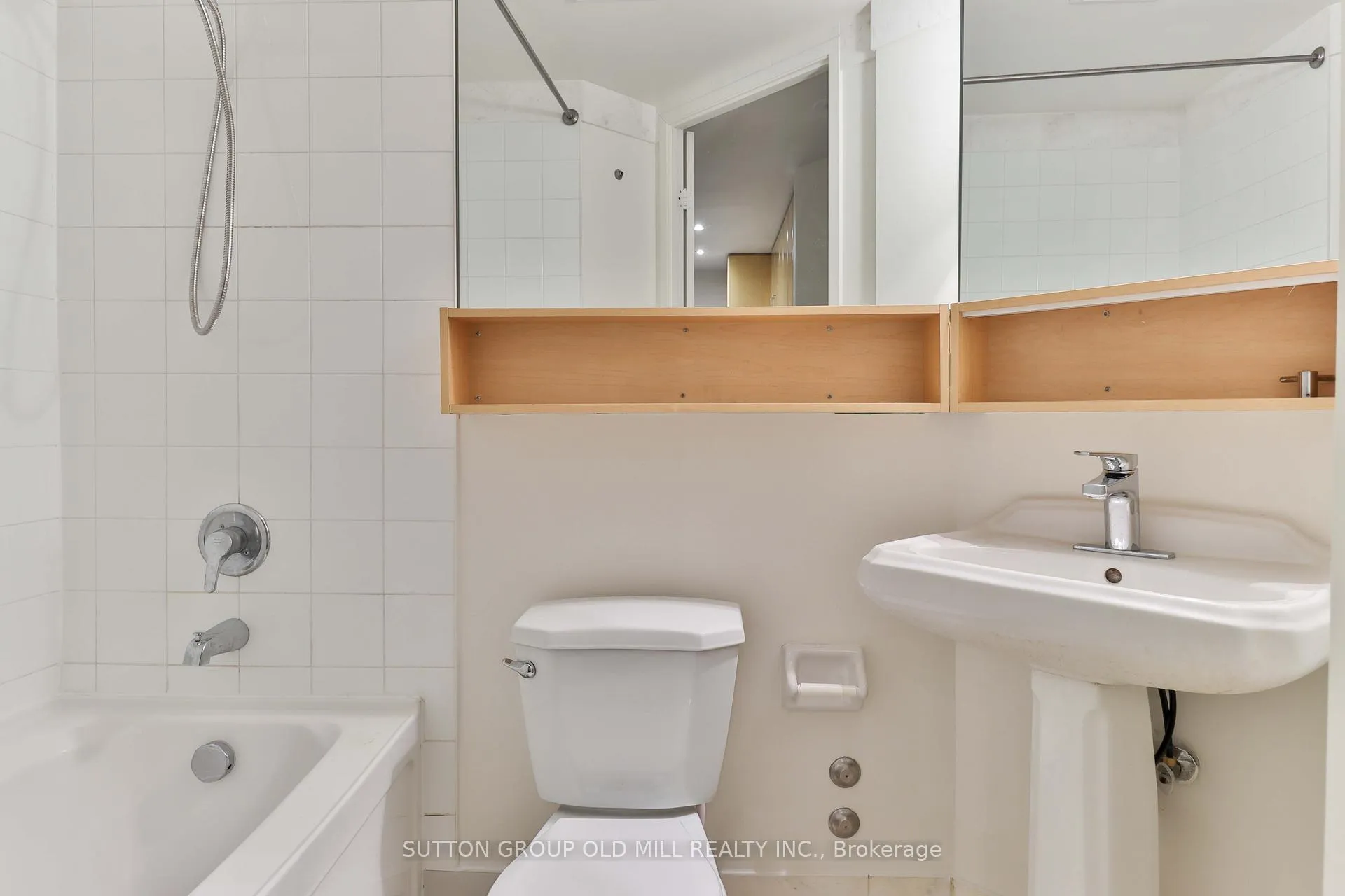 Photo 28 of Unit 208, 85 Bloor Street E, Toronto, Church-Yonge Corridor — HOMEH