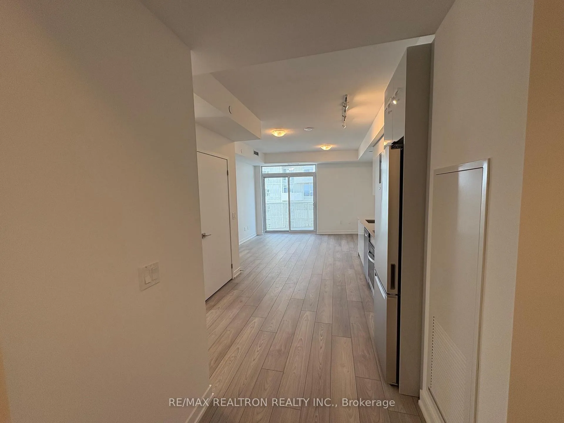 Photo 1 of Unit 1915, 10 Abeja Street, Vaughan, Concord — HOMEH