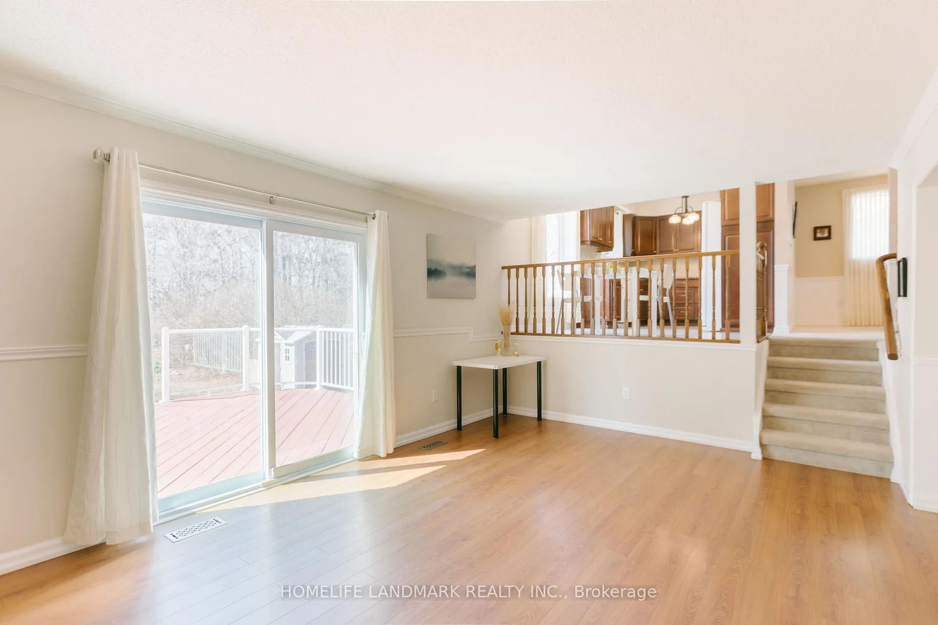 Photo 8 of 254 Athabasca Street, Oshawa, Donevan — HOMEH