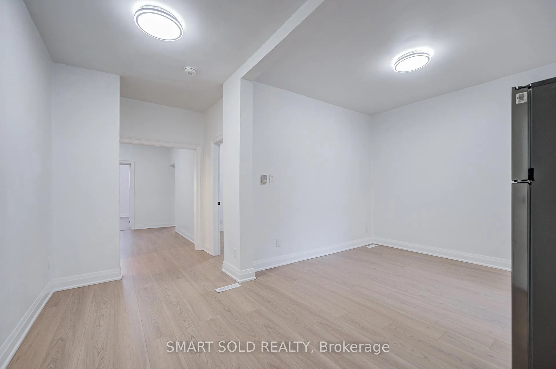 Photo 9 of 1081 Gerrard Street E, Toronto, South Riverdale — HOMEH