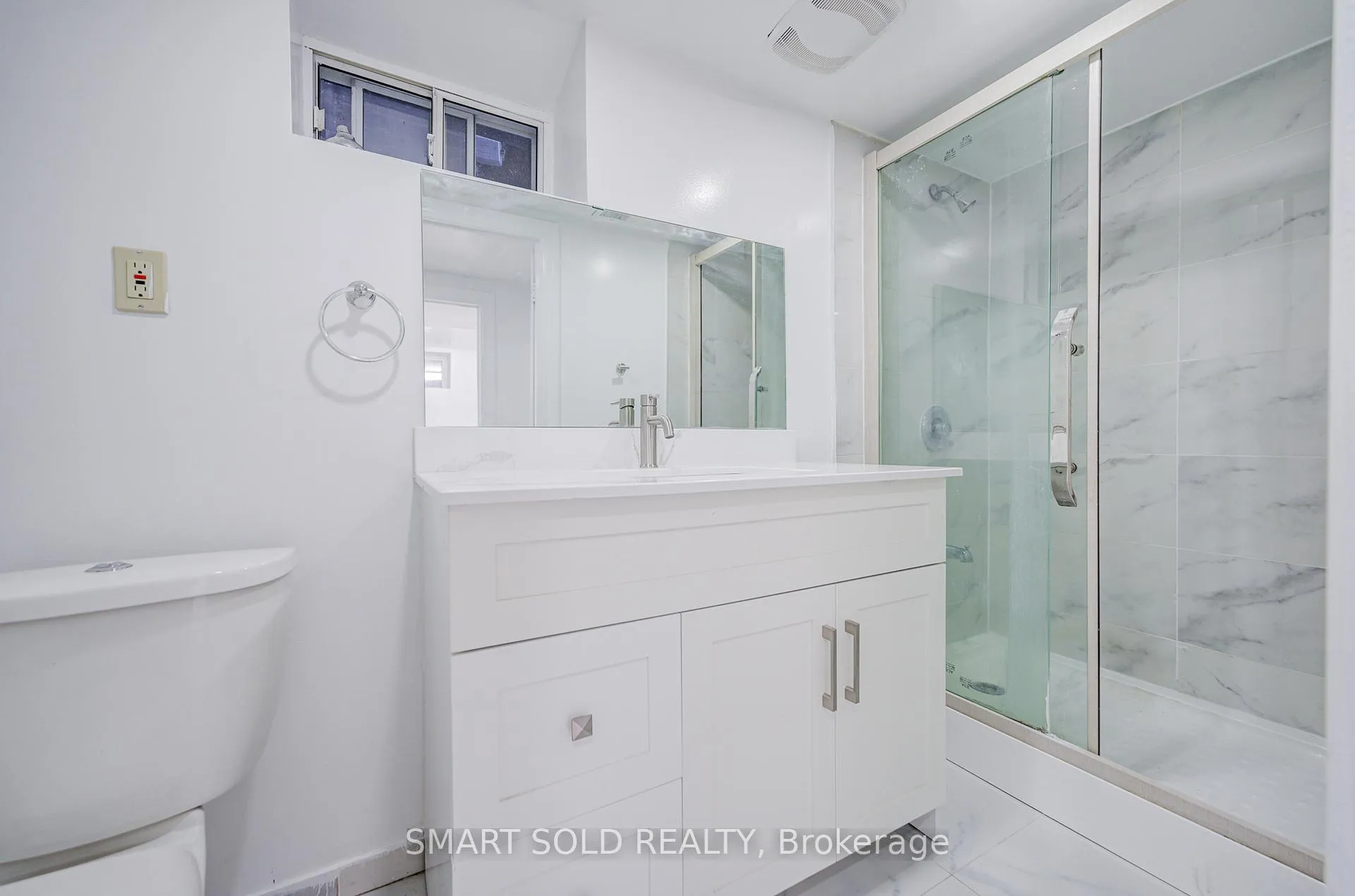 Photo 34 of 1081 Gerrard Street E, Toronto, South Riverdale — HOMEH