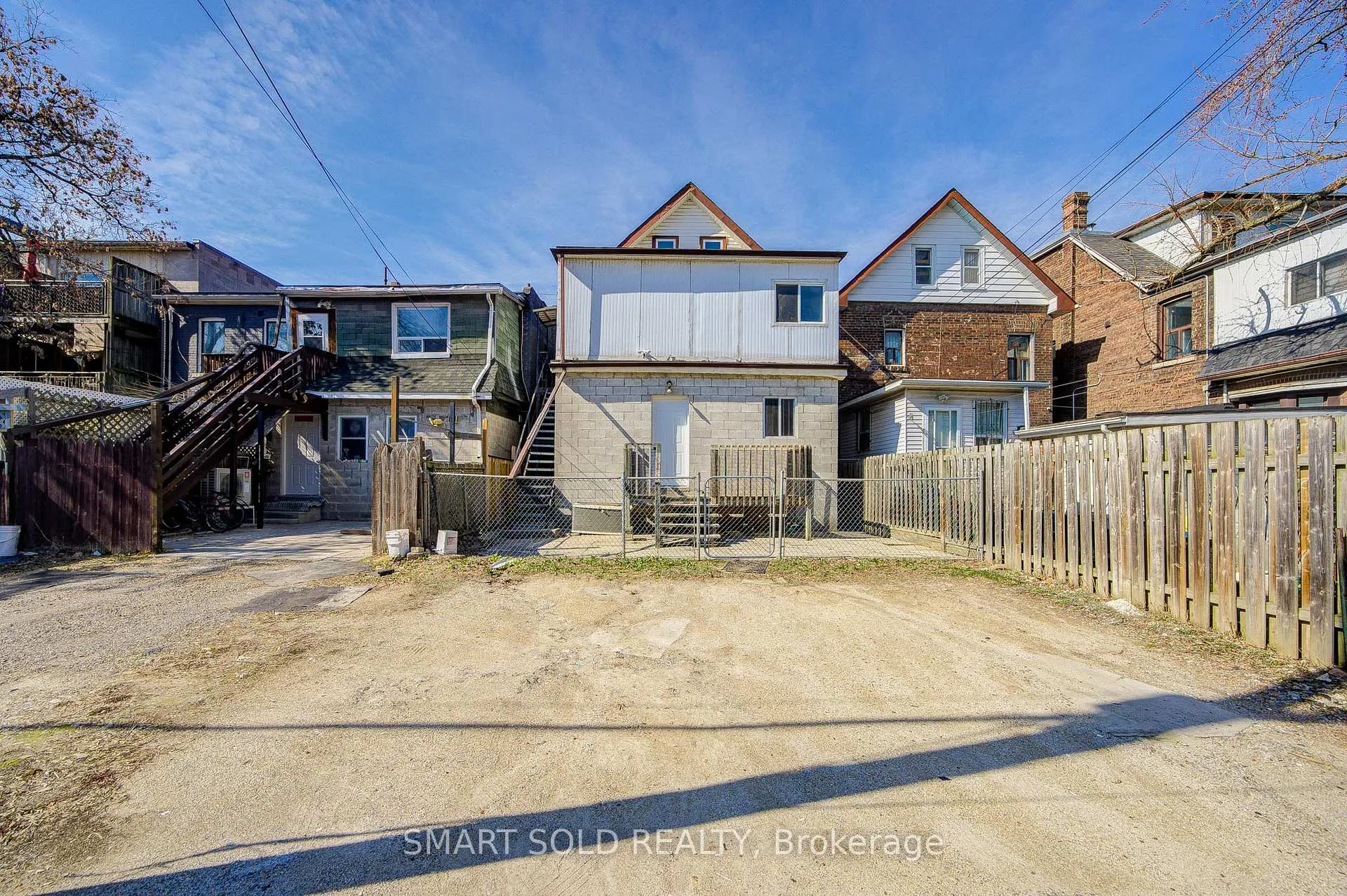 Photo 38 of 1081 Gerrard Street E, Toronto, South Riverdale — HOMEH