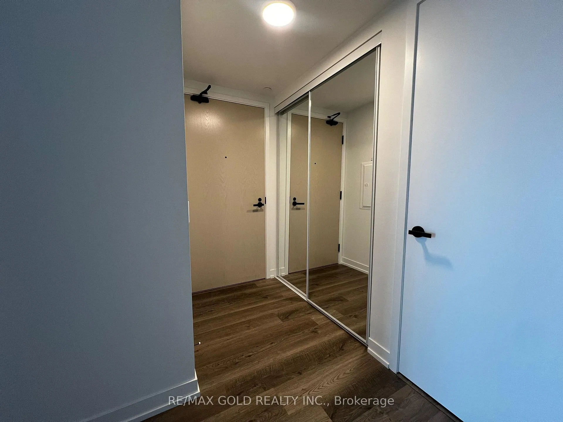 Photo 2 of Unit 2303, 195 Commerce Street, Vaughan, Vaughan Corporate Centre — HOMEH