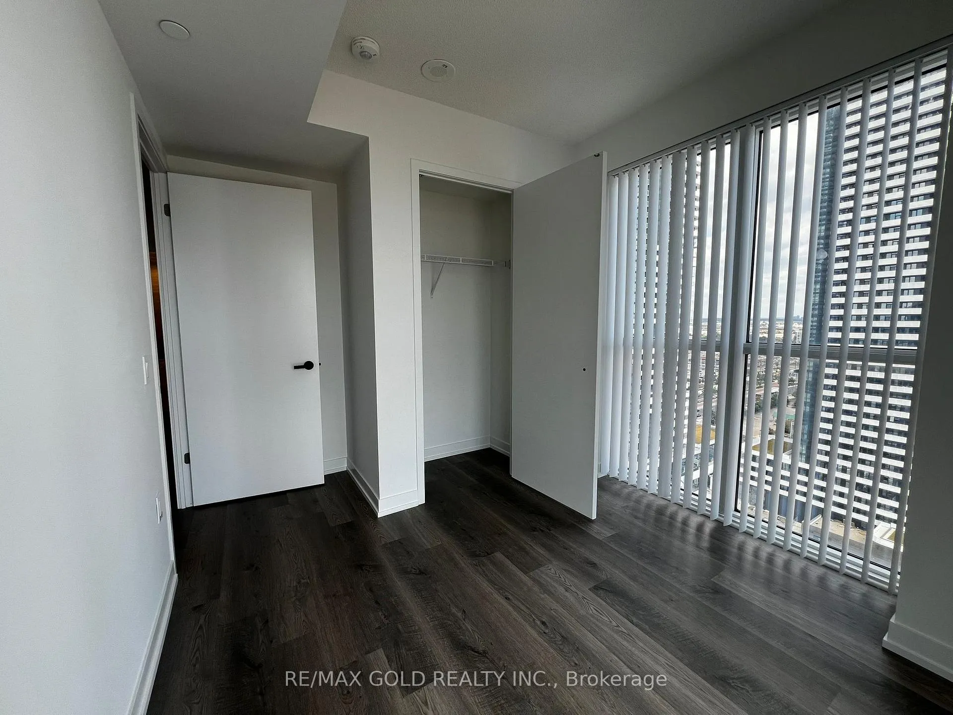 Photo 13 of Unit 2303, 195 Commerce Street, Vaughan, Vaughan Corporate Centre — HOMEH