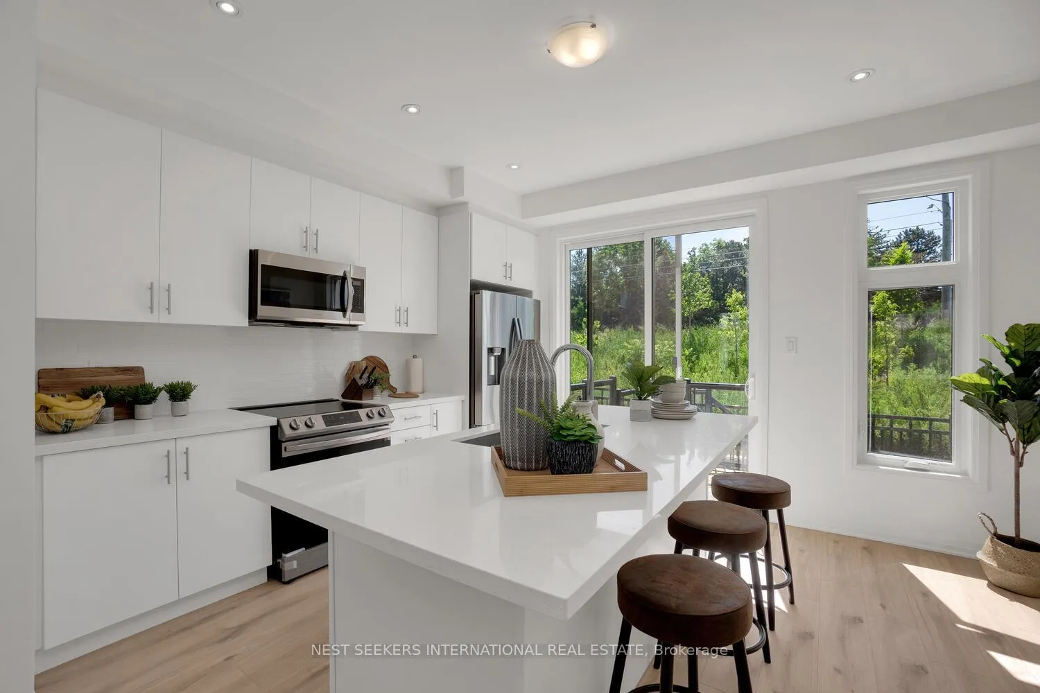 Photo 9 of 58 Totten Trail, New Tecumseth, Tottenham — HOMEH