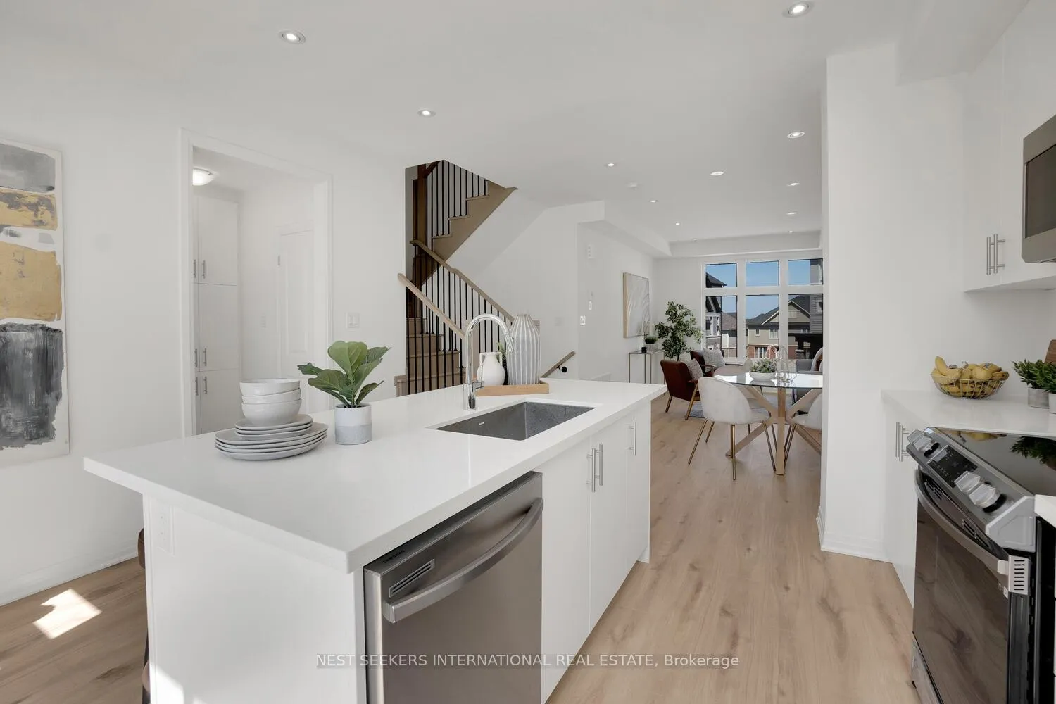 Photo 11 of 58 Totten Trail, New Tecumseth, Tottenham — HOMEH