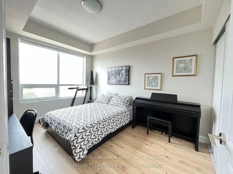 Photo 7 of Unit 612, 25 Water Walk Drive, Markham, Unionville — HOMEH