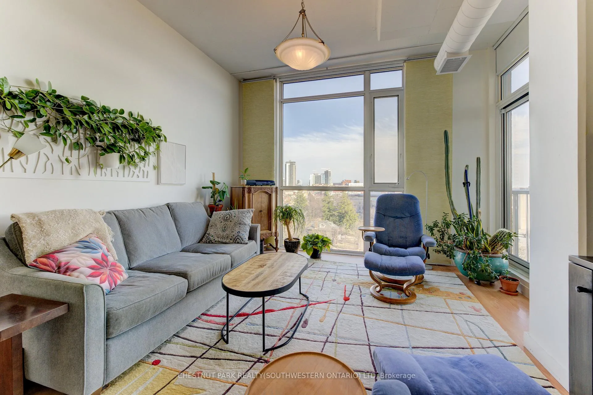 Photo 13 of Unit 908, 191 King Street S, Waterloo — HOMEH
